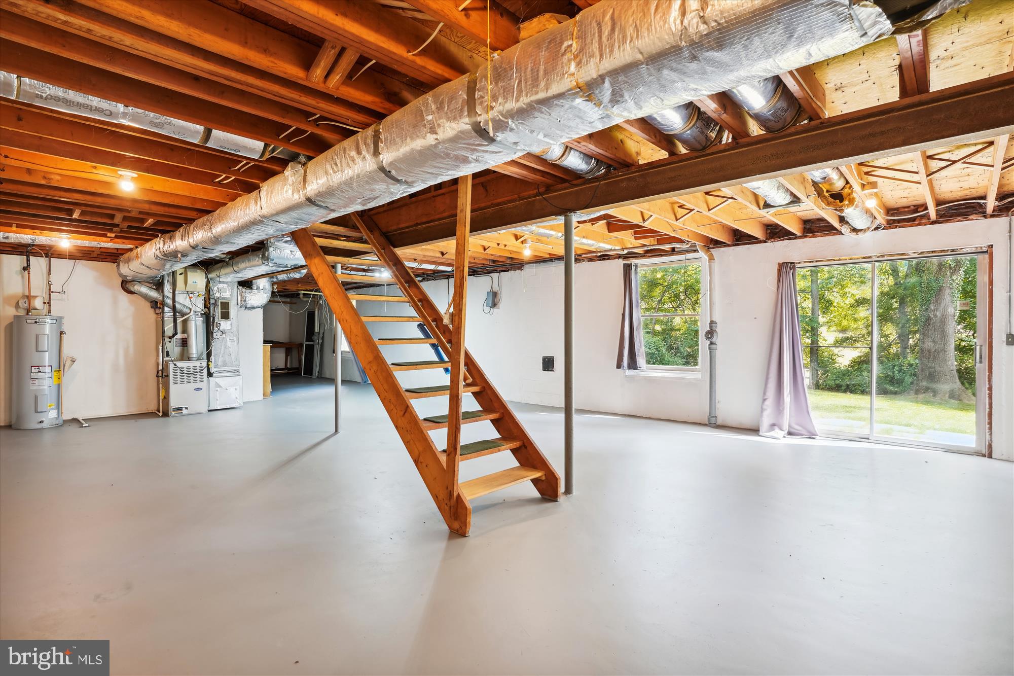 POTOMAC COMMONS - Residential