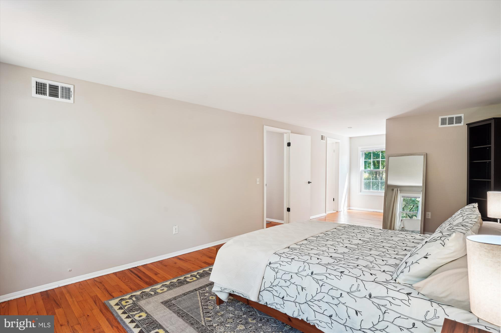 POTOMAC COMMONS - Residential