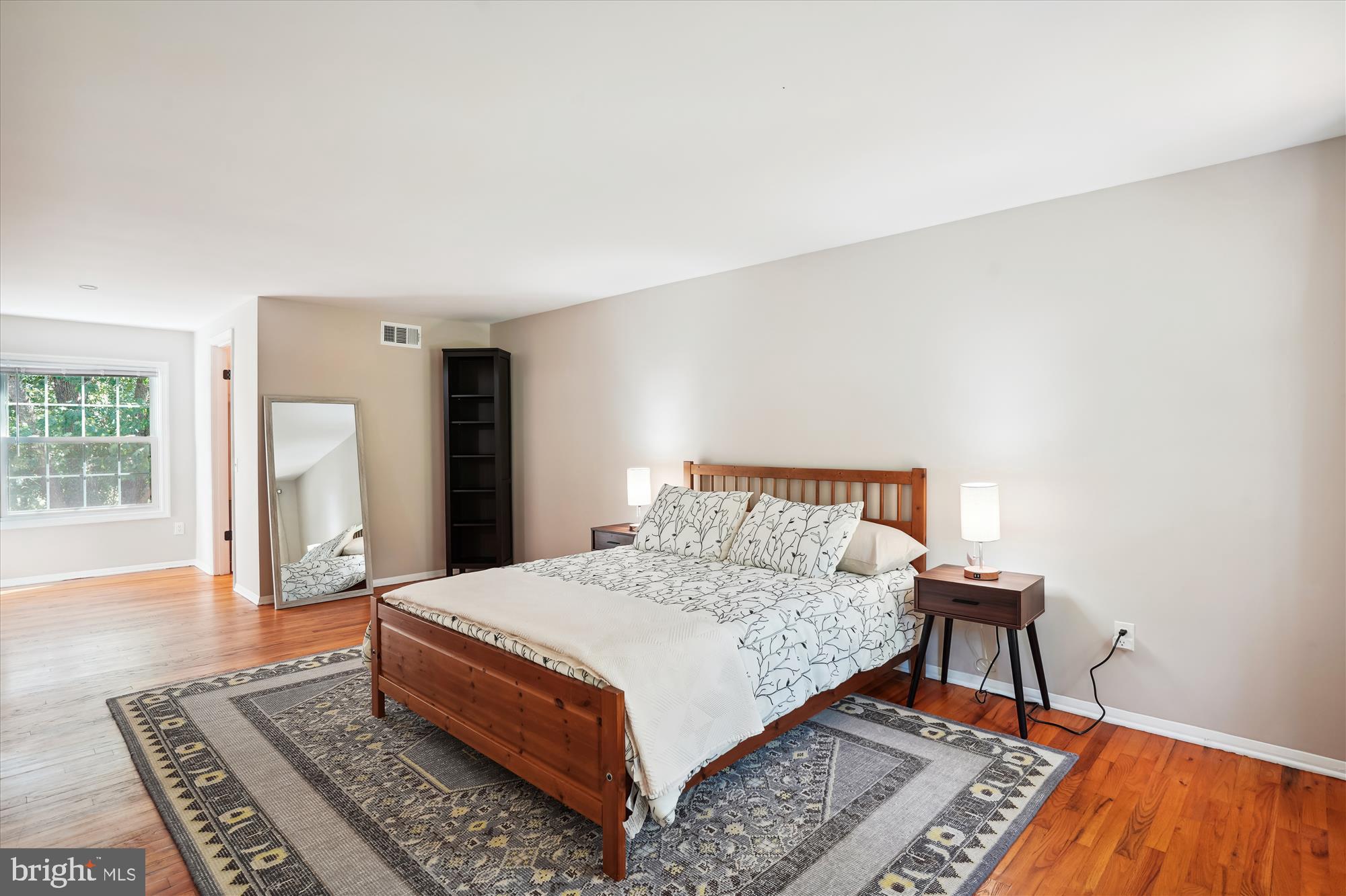 POTOMAC COMMONS - Residential