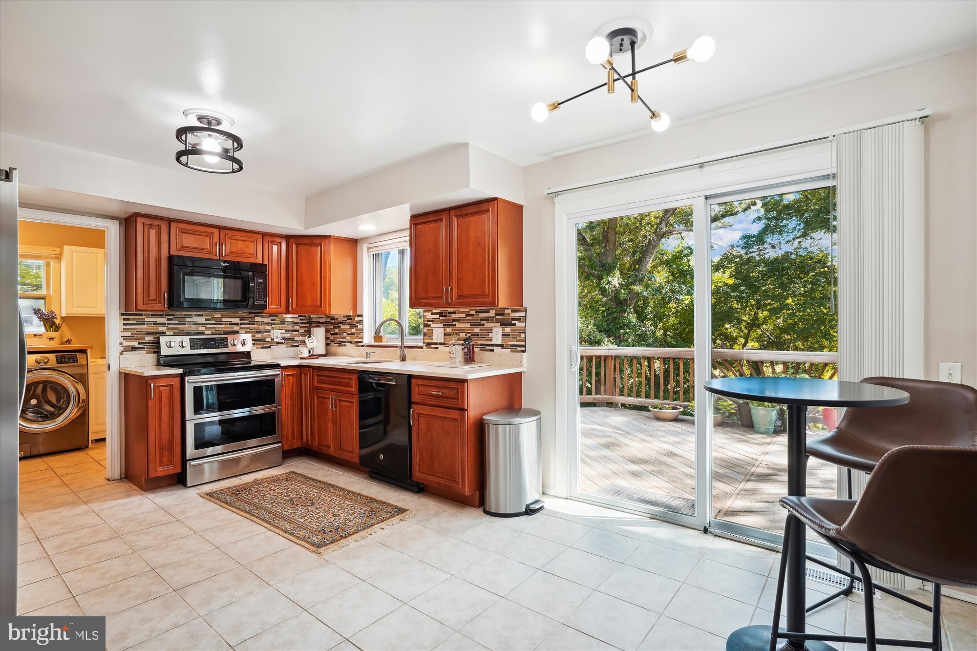 POTOMAC COMMONS - Residential