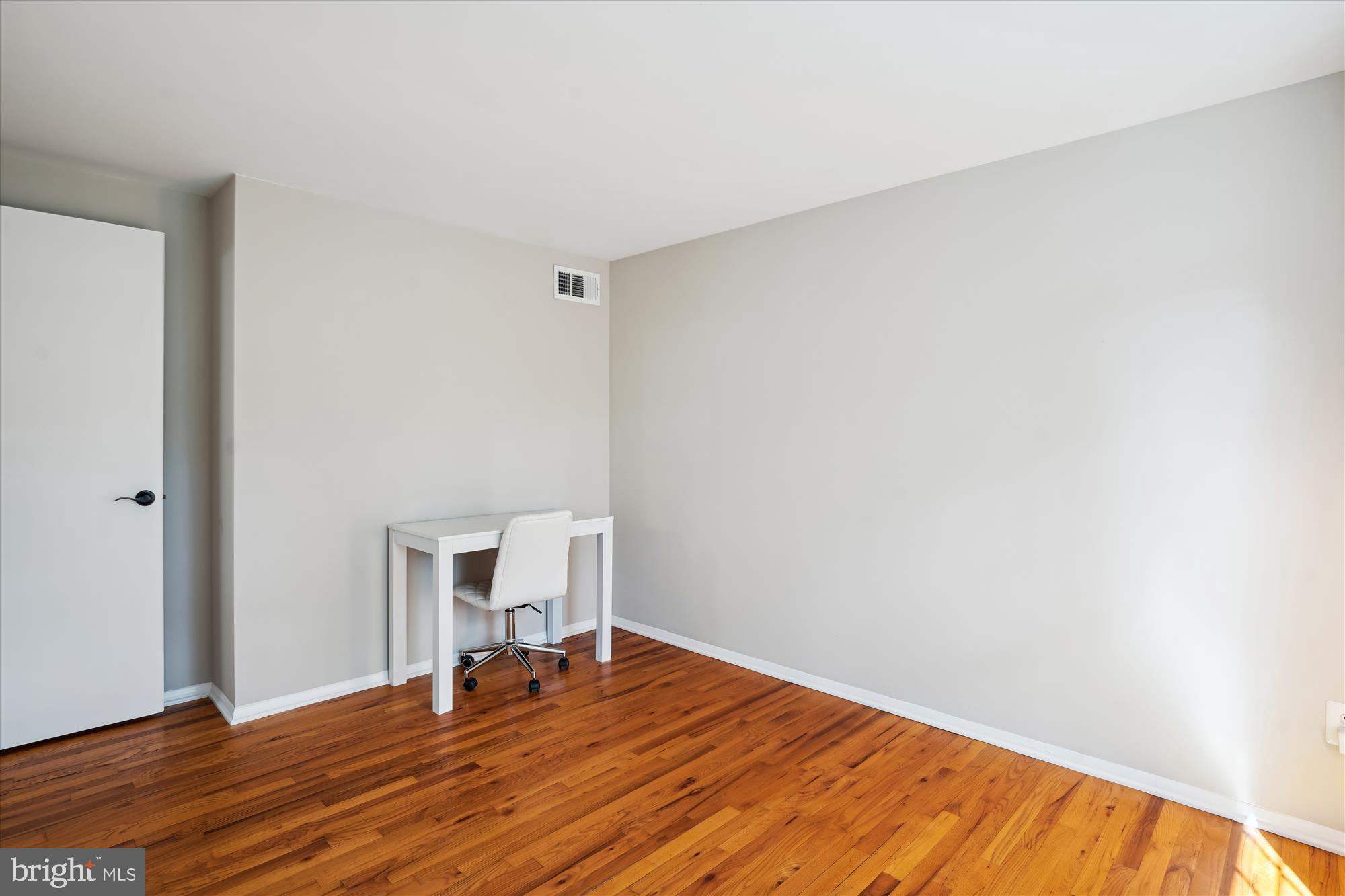 POTOMAC COMMONS - Residential