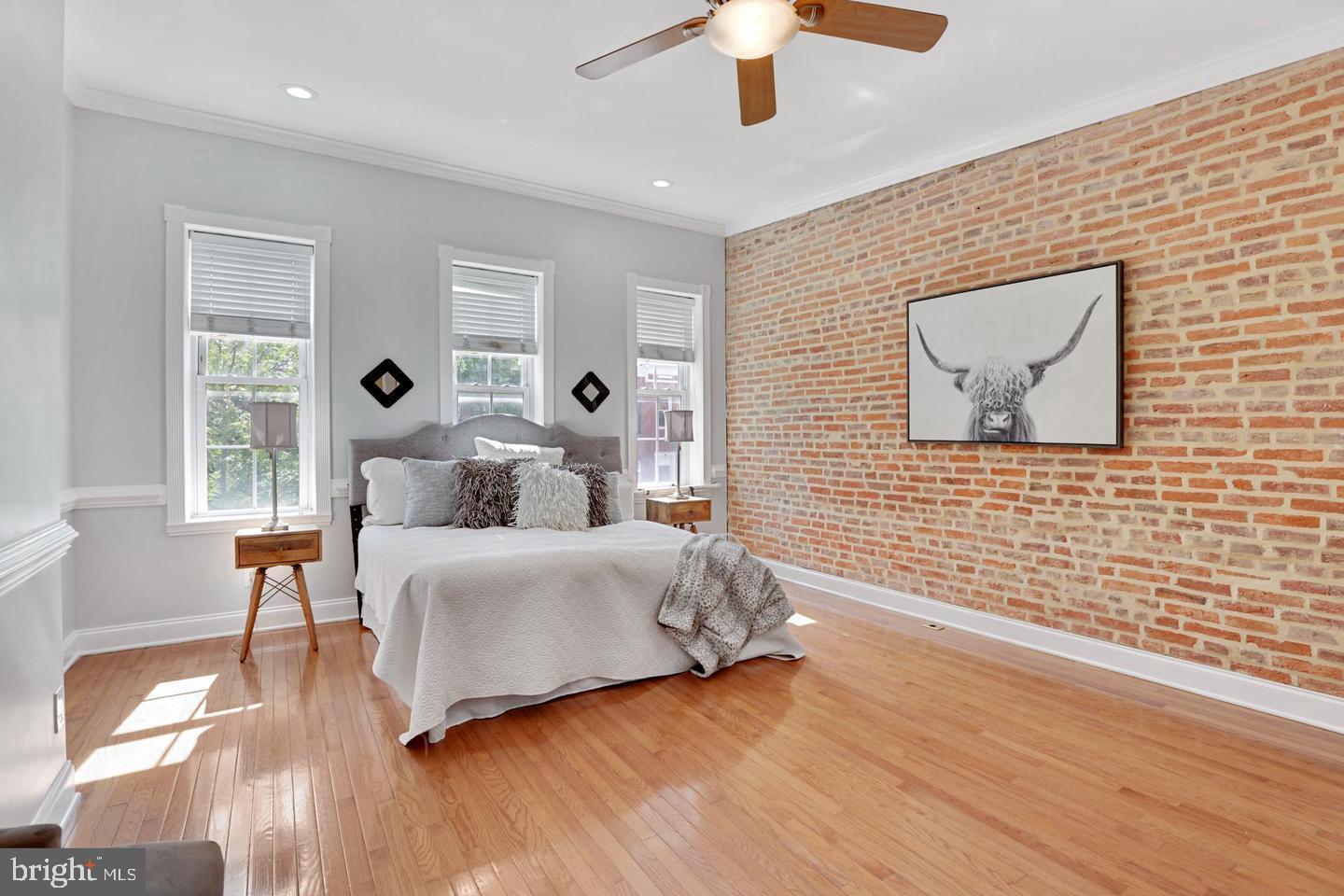 RIVERSIDE - Residential Lease