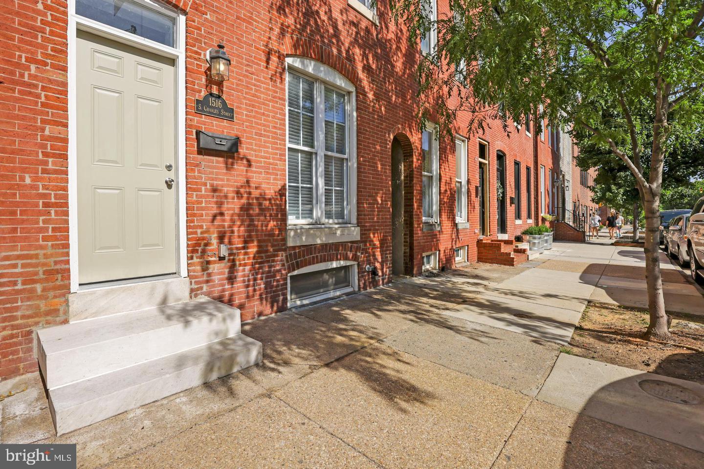 RIVERSIDE - Residential Lease