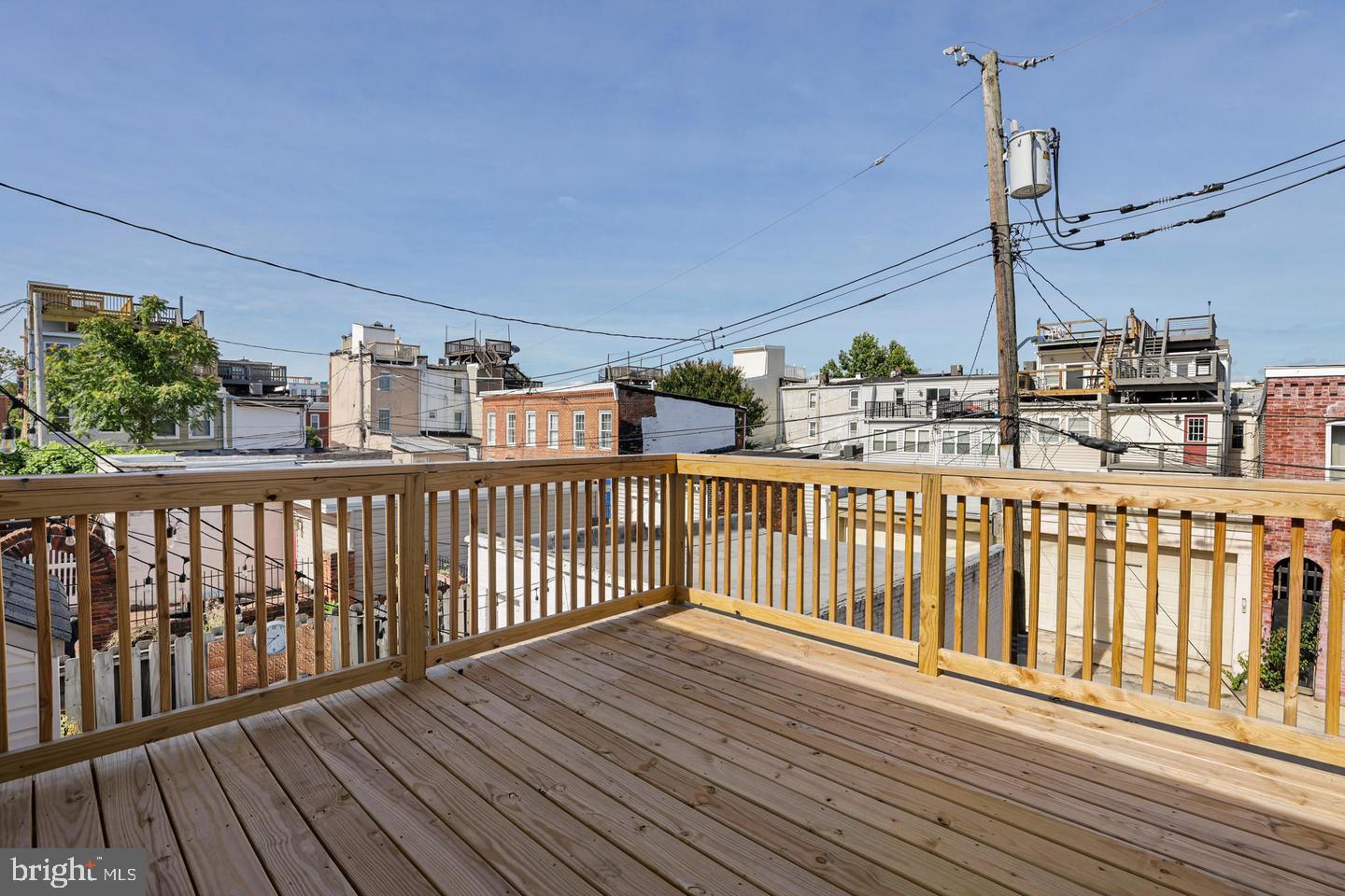 RIVERSIDE - Residential Lease