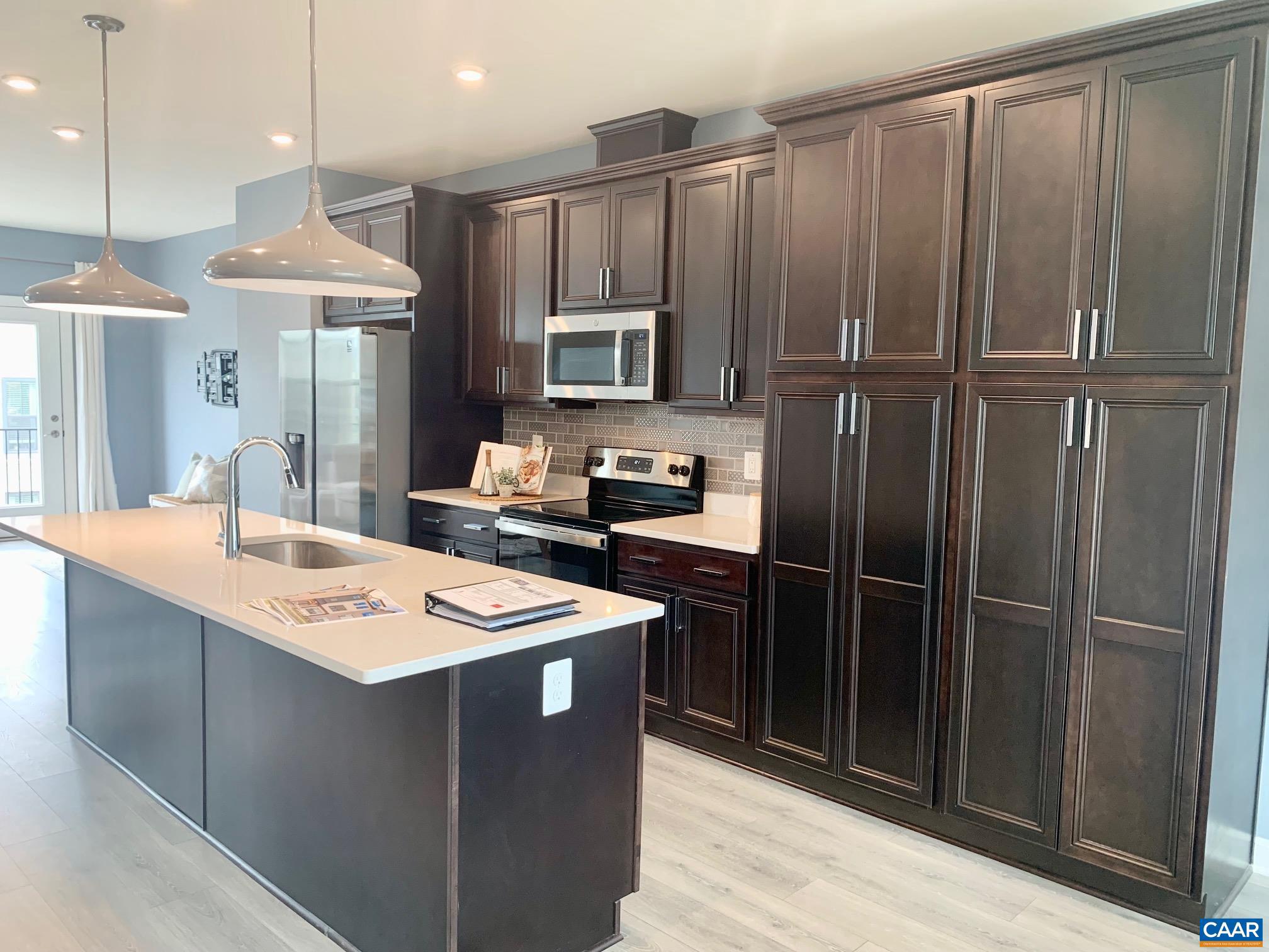 OLD TRAIL - Residential Lease