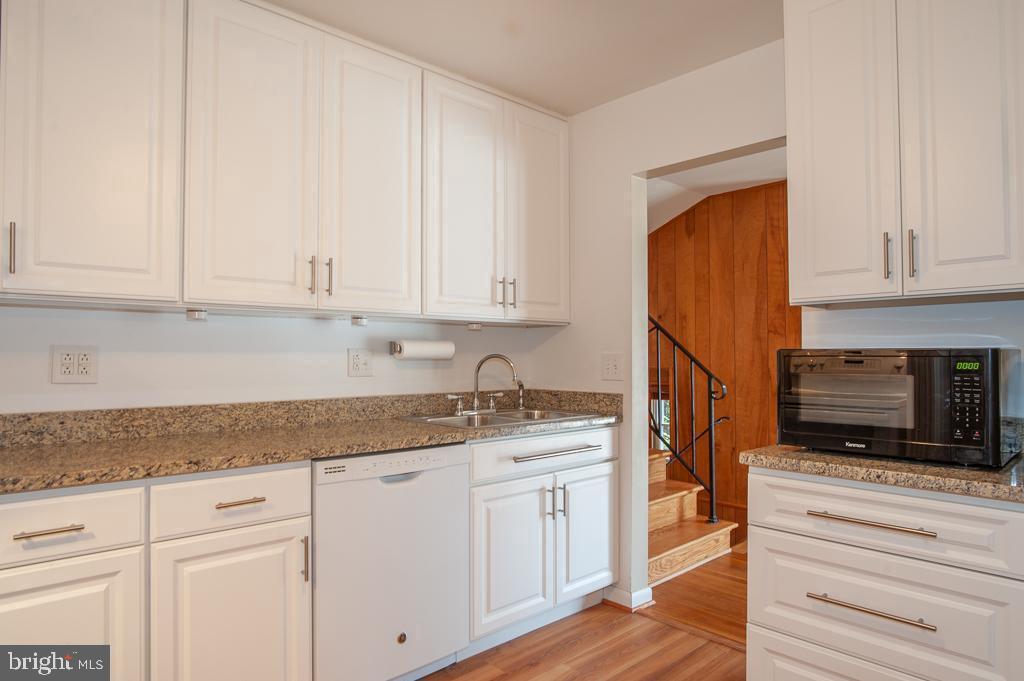 SUNNY RIDGE ESTATES - Residential Lease