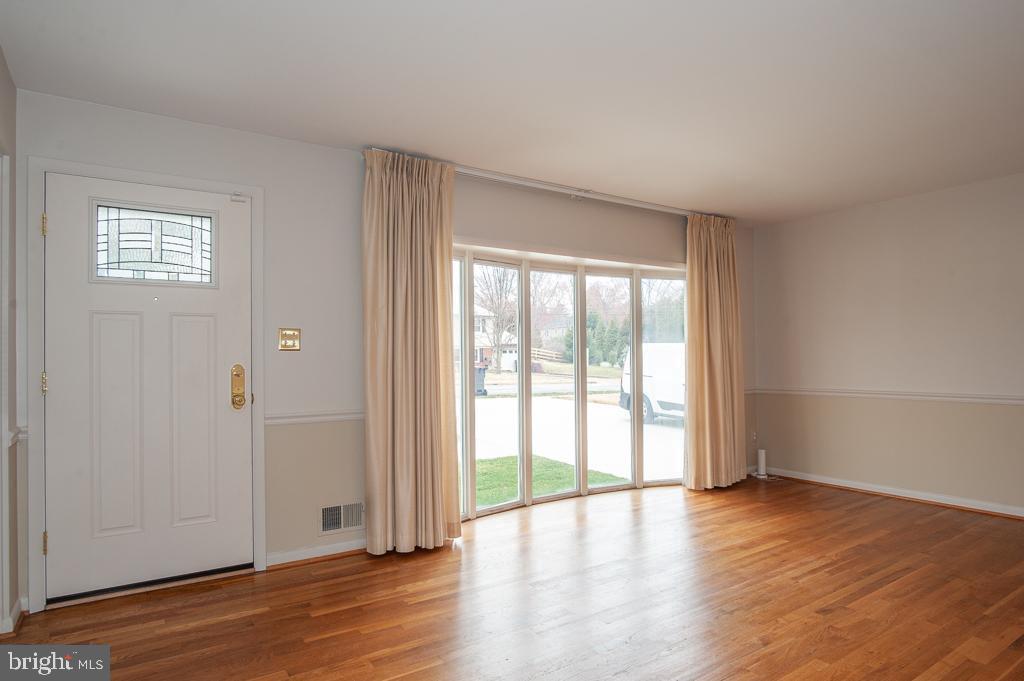 SUNNY RIDGE ESTATES - Residential Lease