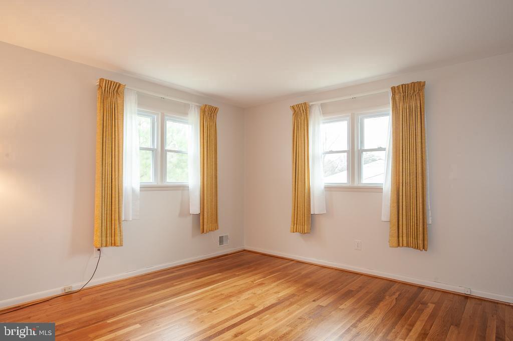 SUNNY RIDGE ESTATES - Residential Lease