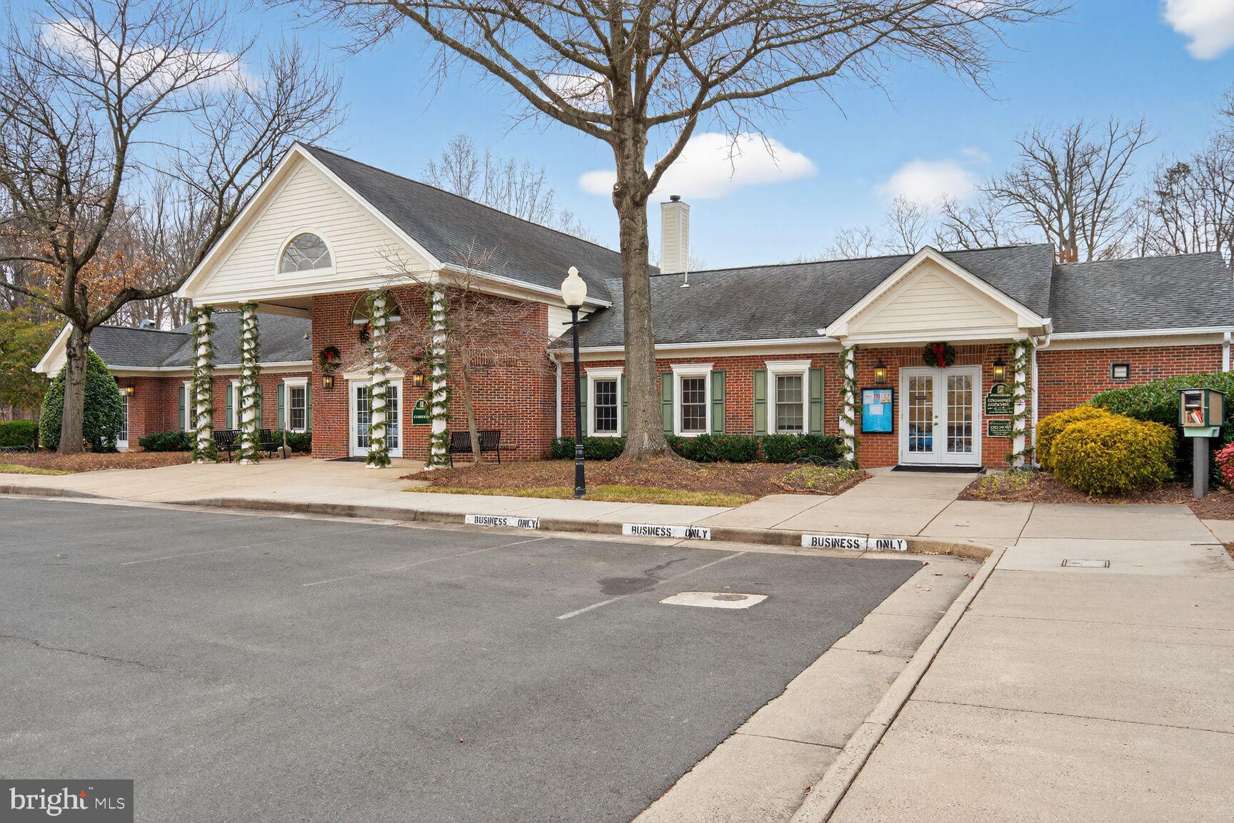 PENDERBROOK - Residential