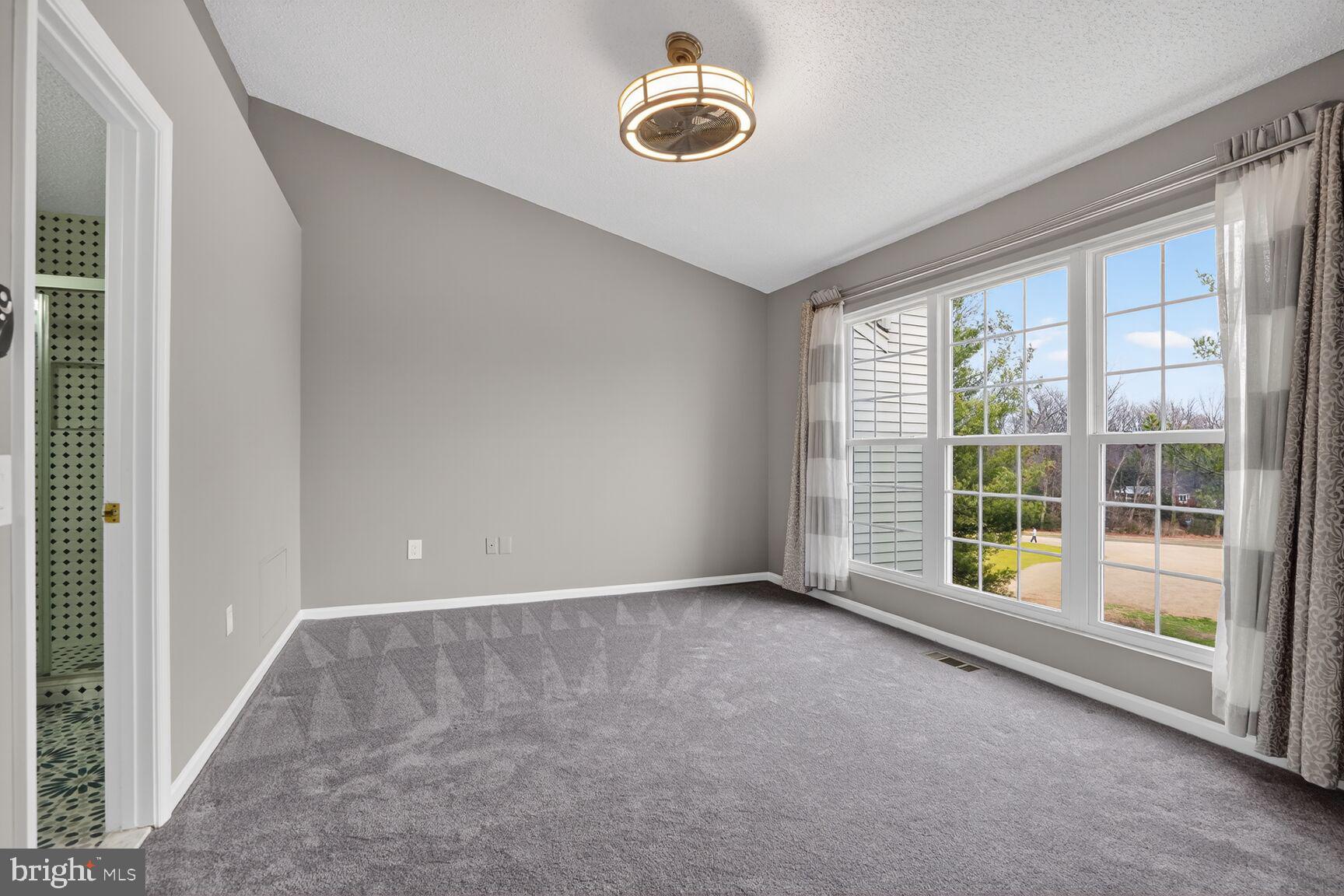 PENDERBROOK - Residential