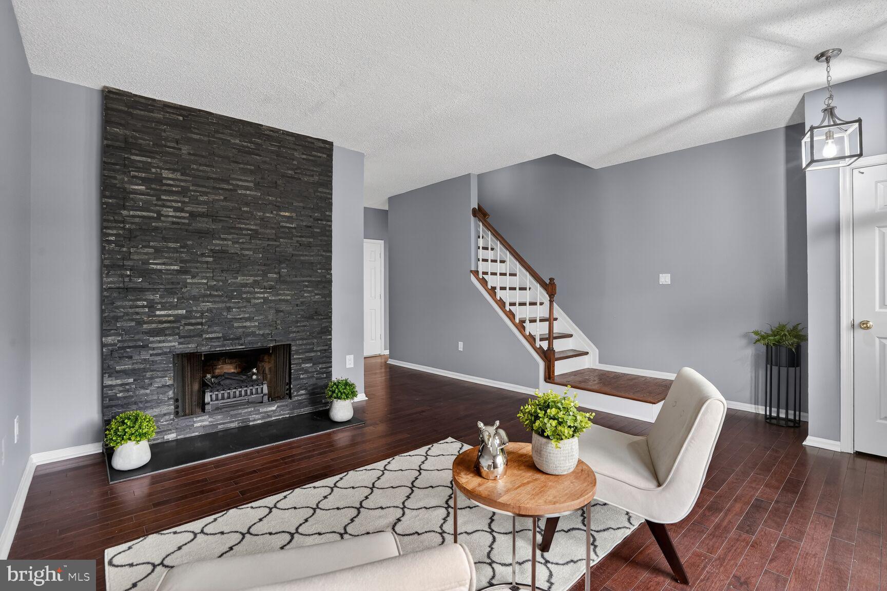 12105 WEDGEWAY PLACE