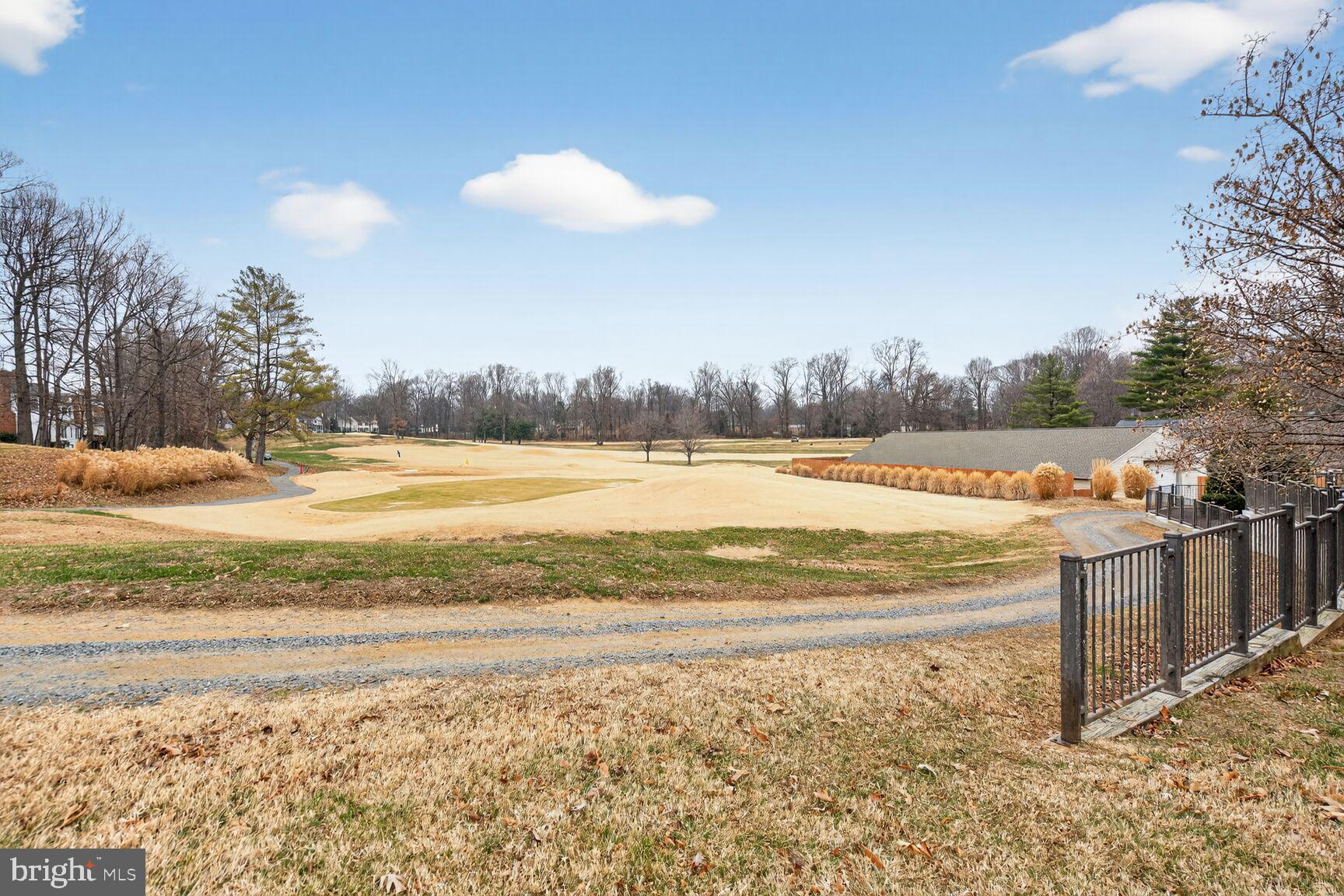 PENDERBROOK - Residential