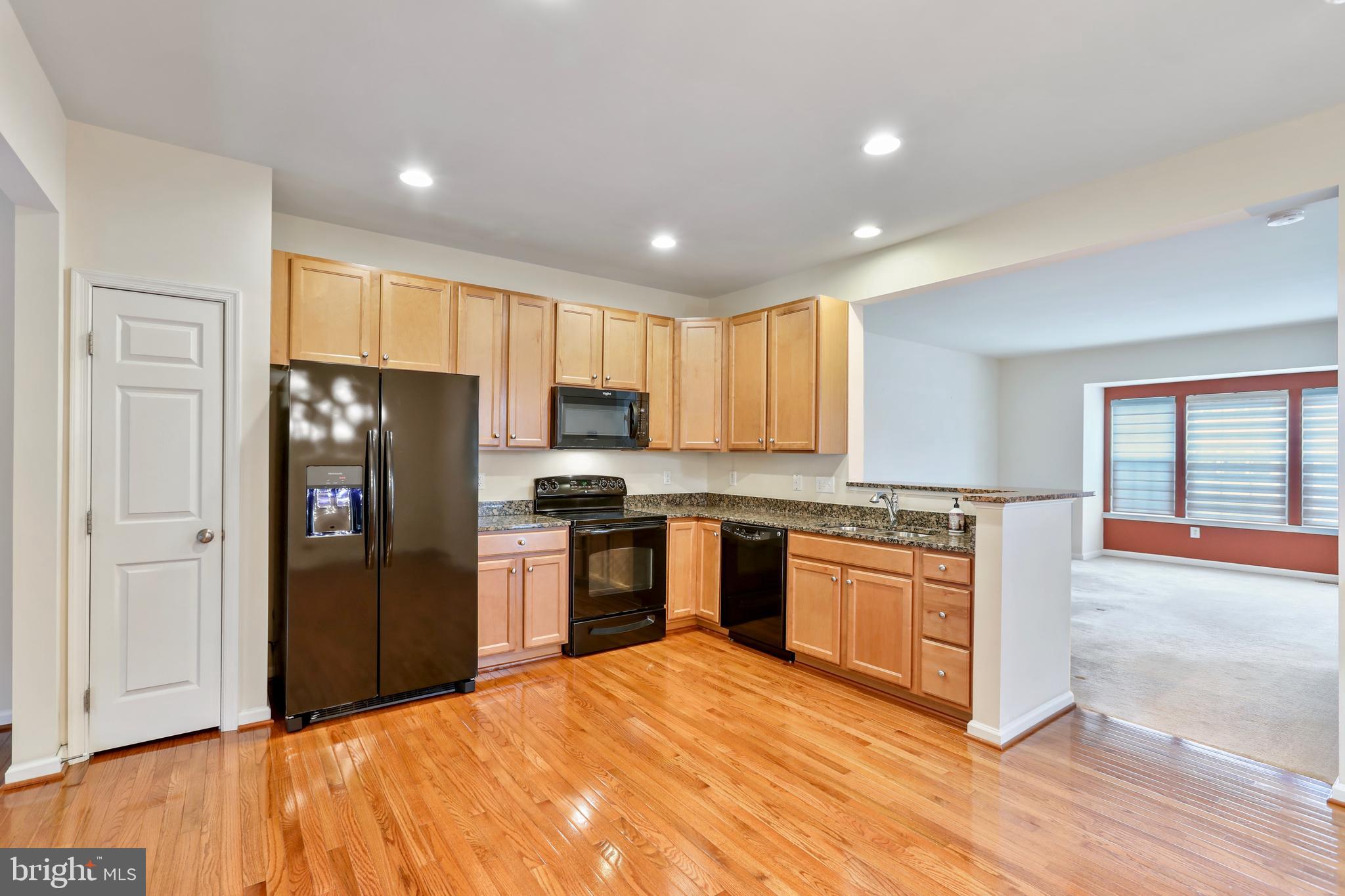 BROOKFIELD - Residential