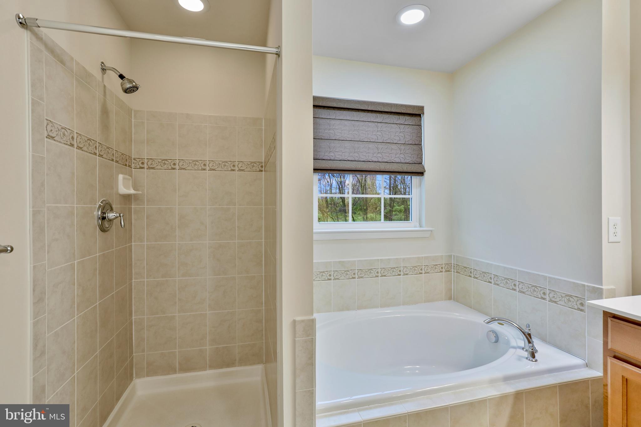 BROOKFIELD - Residential