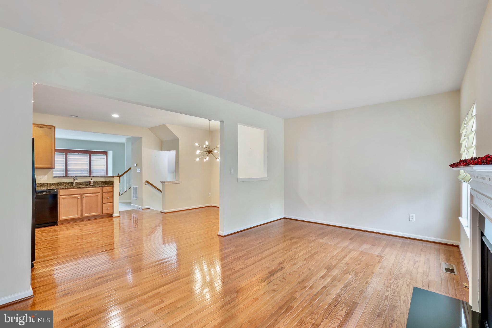 BROOKFIELD - Residential