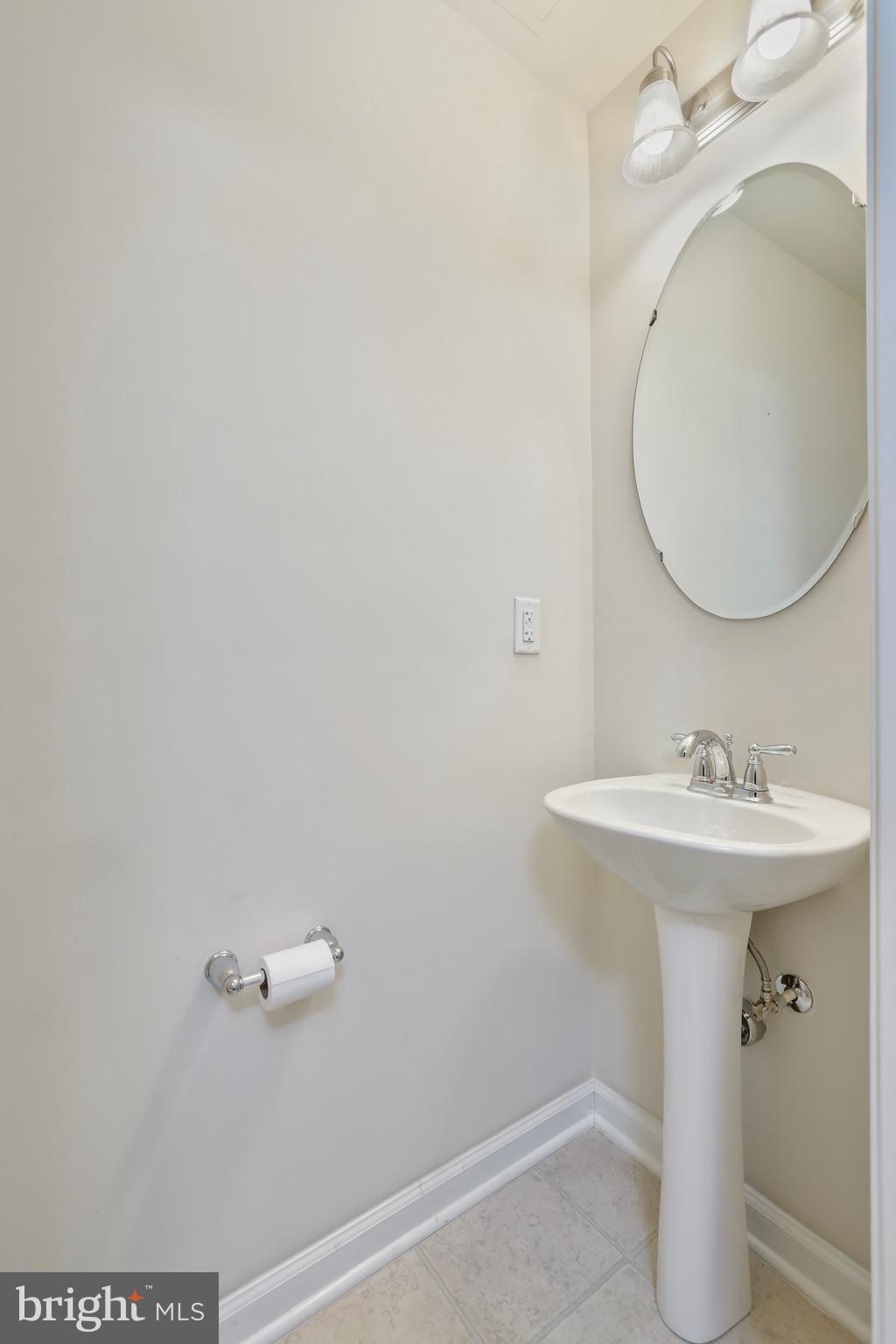 BROOKFIELD - Residential