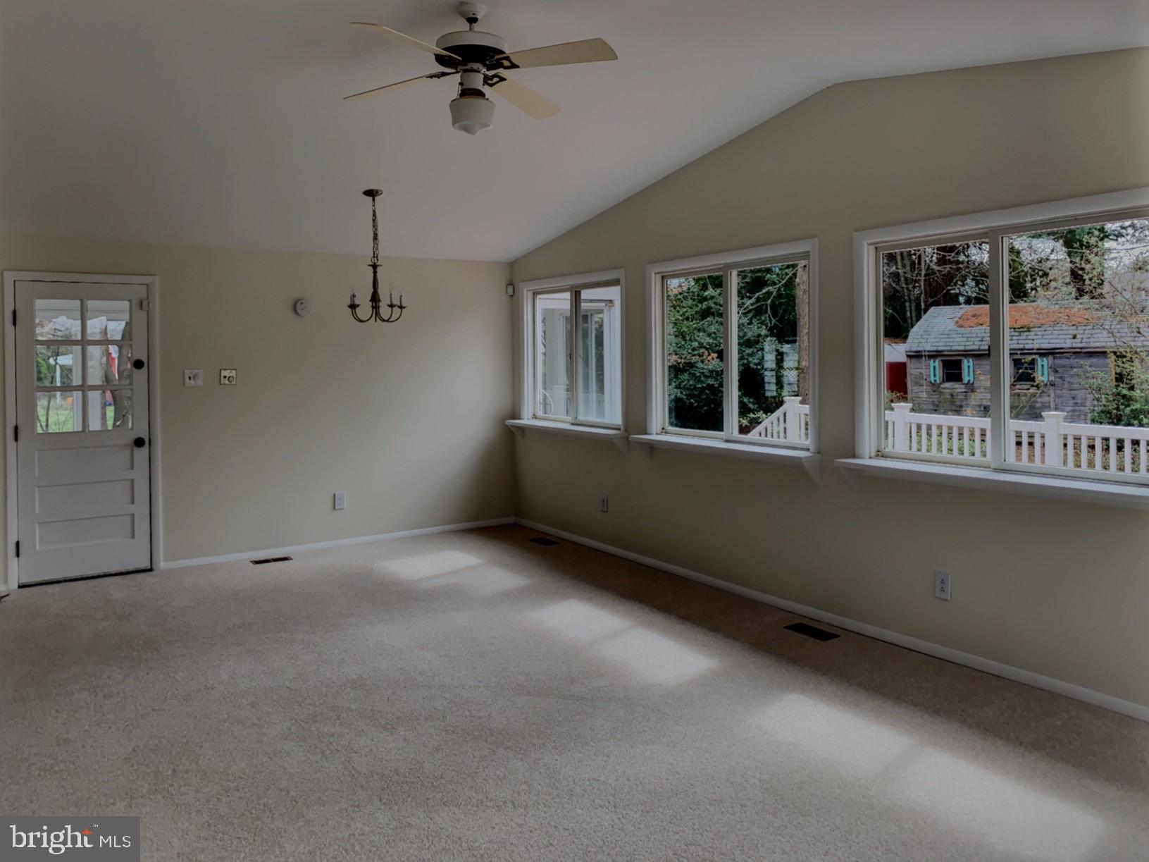 ANNALEE HEIGHTS - Residential