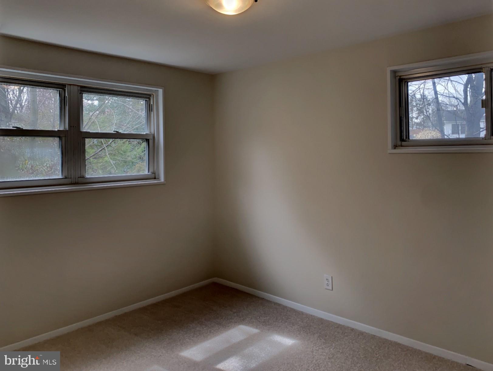 ANNALEE HEIGHTS - Residential