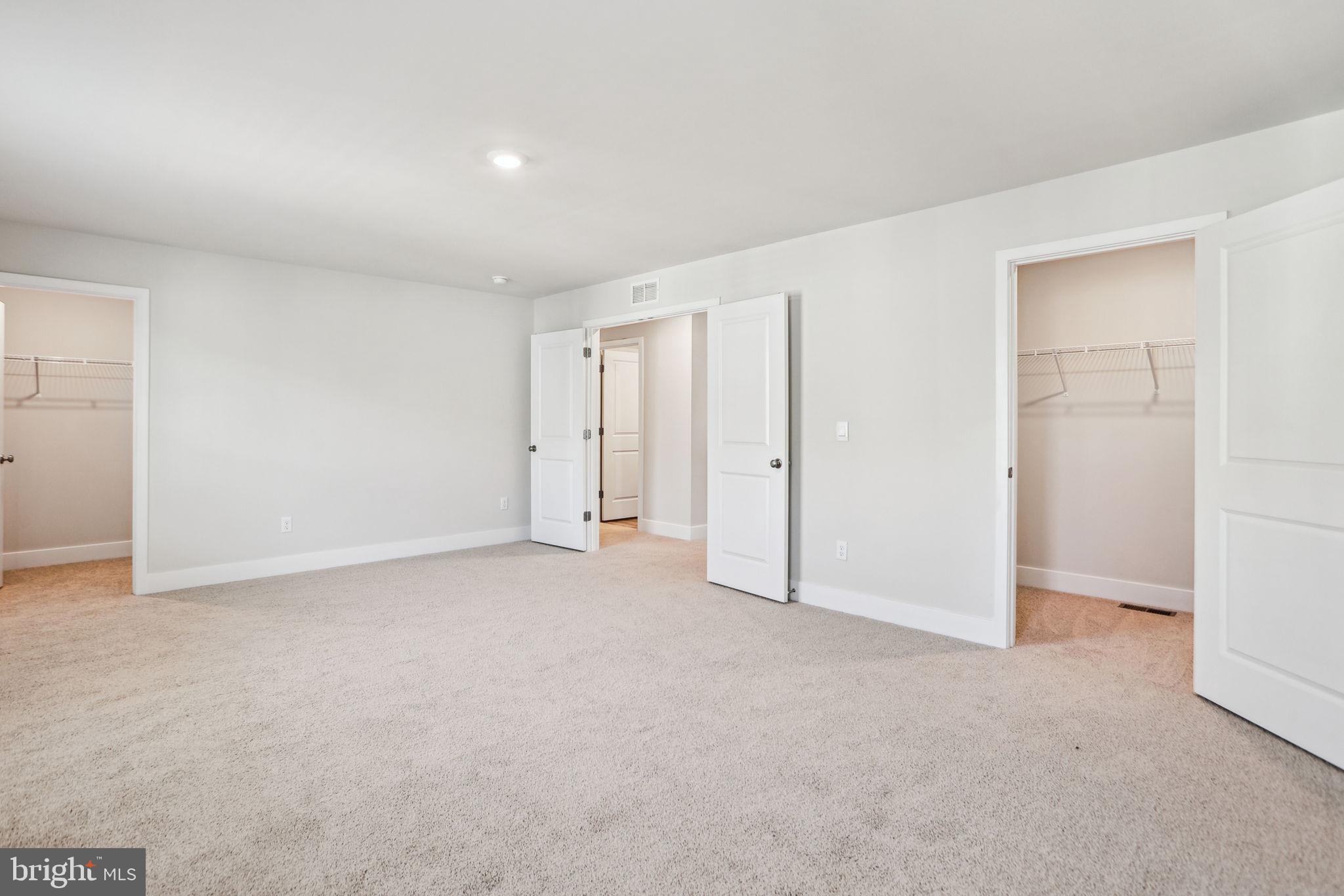 RETREAT AT WINDING CREEK - Residential