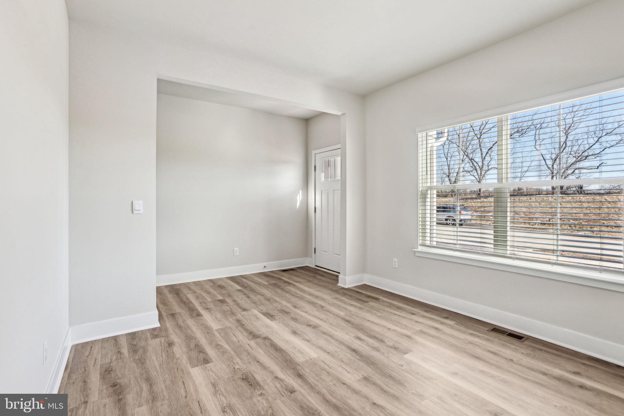 RETREAT AT WINDING CREEK - Residential