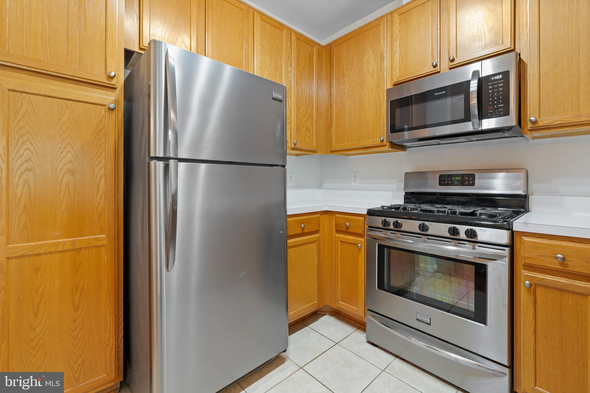 AMBER RIDGE AT MILESTONE - Residential