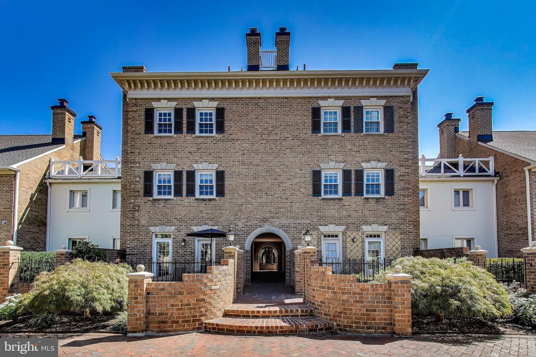 WATERGATE OF ALEXANDRIA - Residential