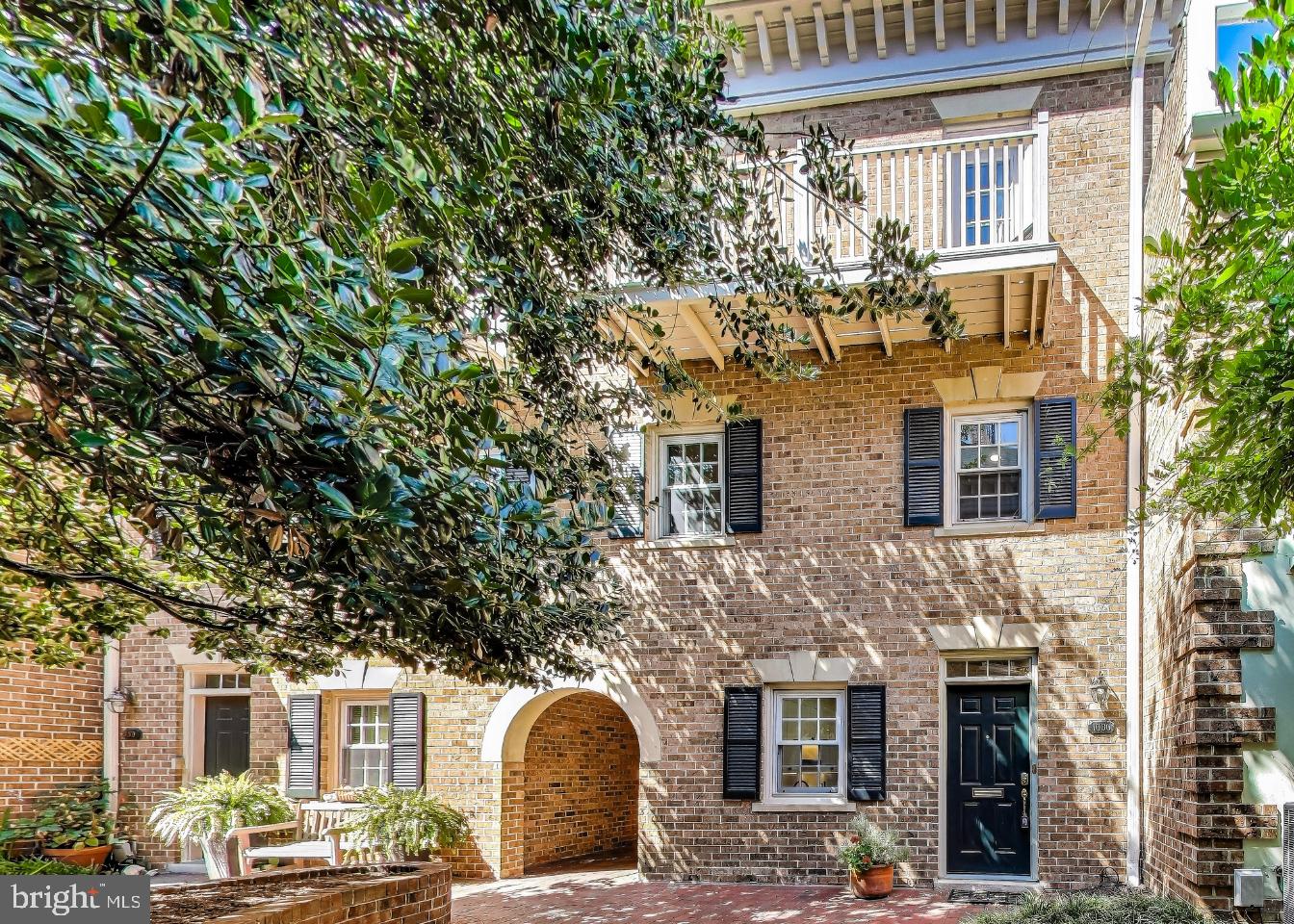 WATERGATE OF ALEXANDRIA - Residential