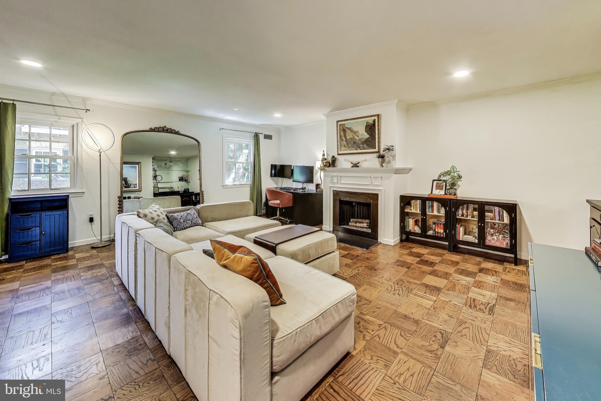 WATERGATE OF ALEXANDRIA - Residential