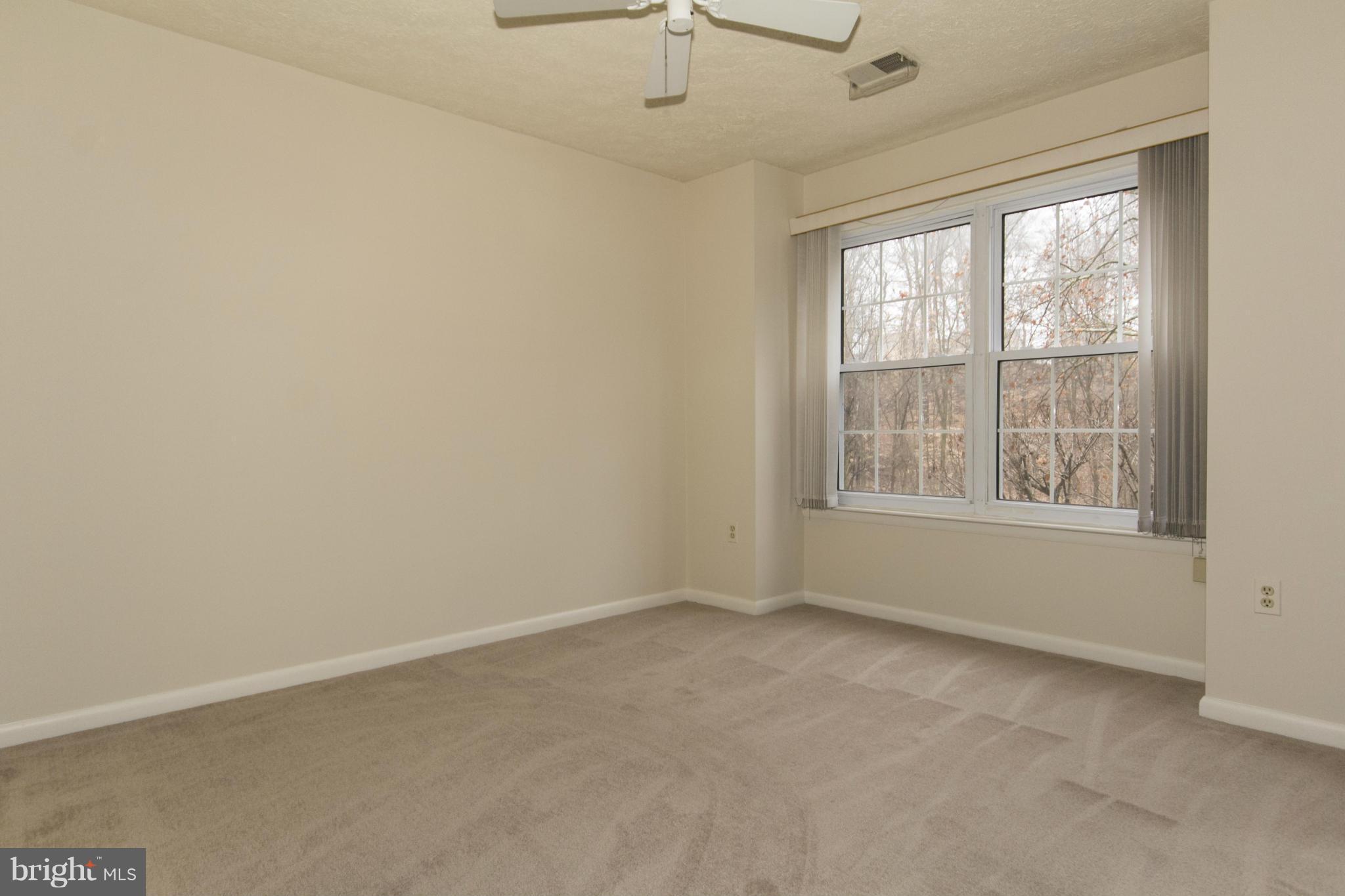 THE FALLS GARDEN - Residential Lease