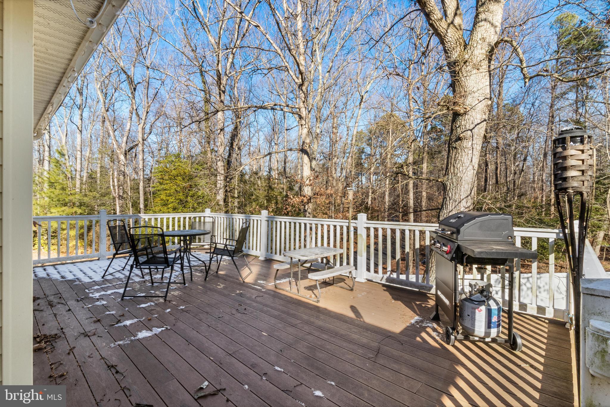 KINGSTON MANOR - Residential