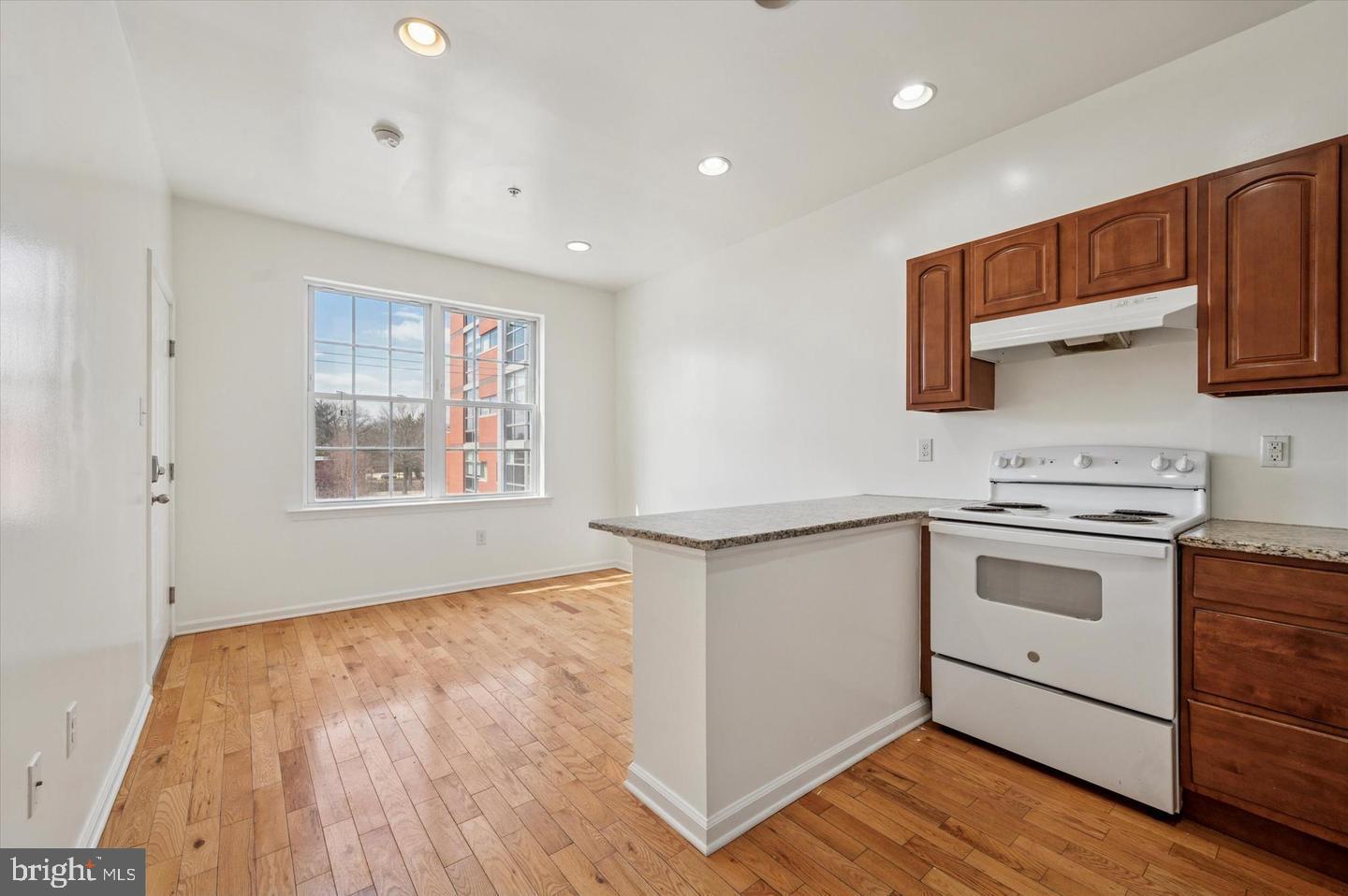 5643 E WISTER STREET