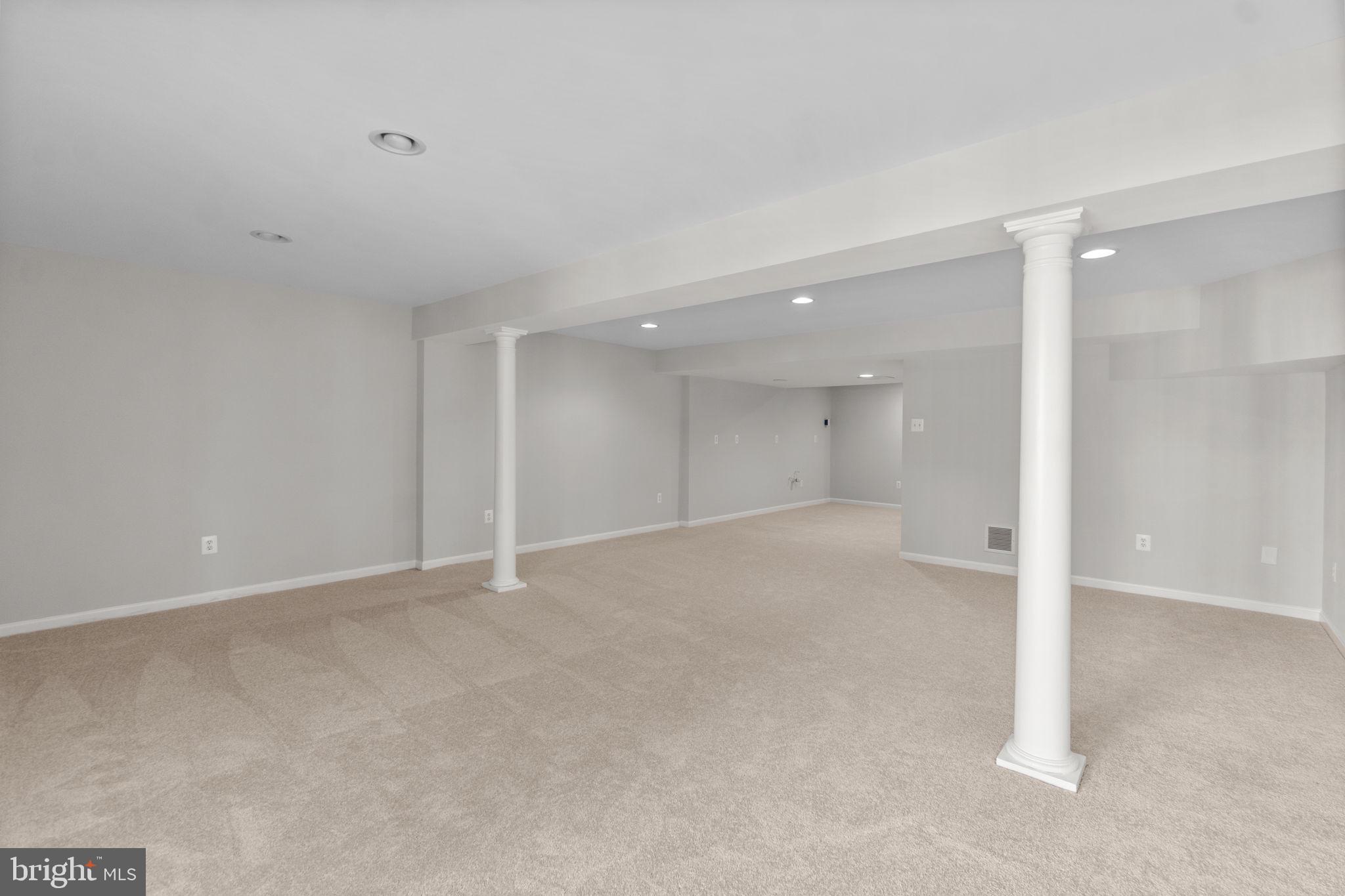 ROCKBURN COMMONS - Residential