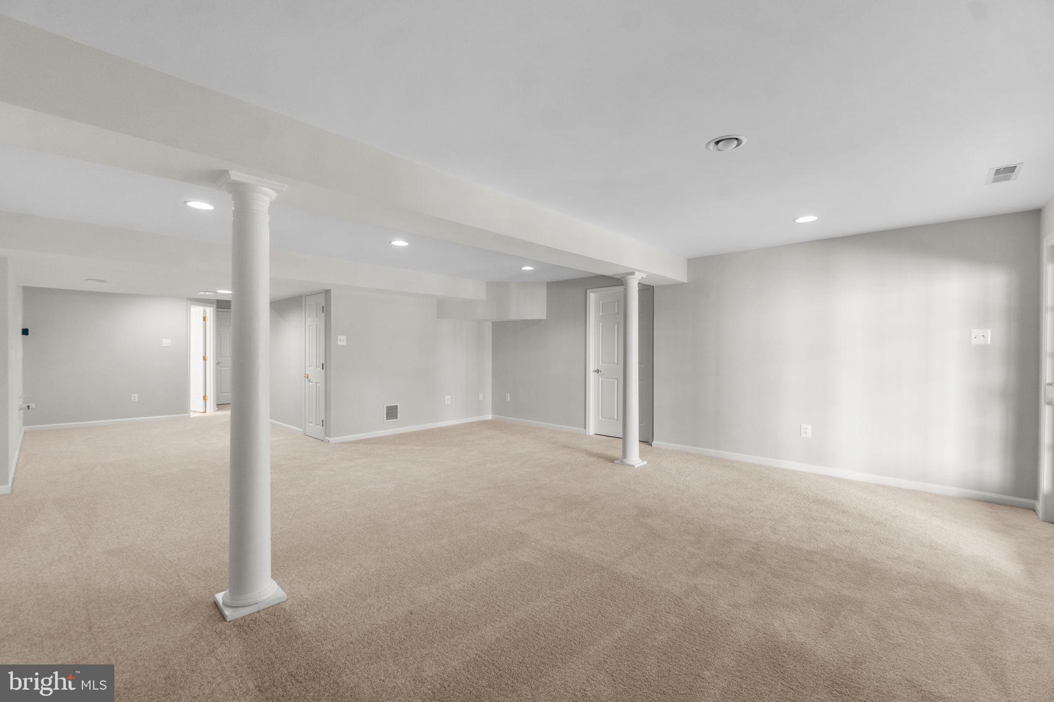 ROCKBURN COMMONS - Residential