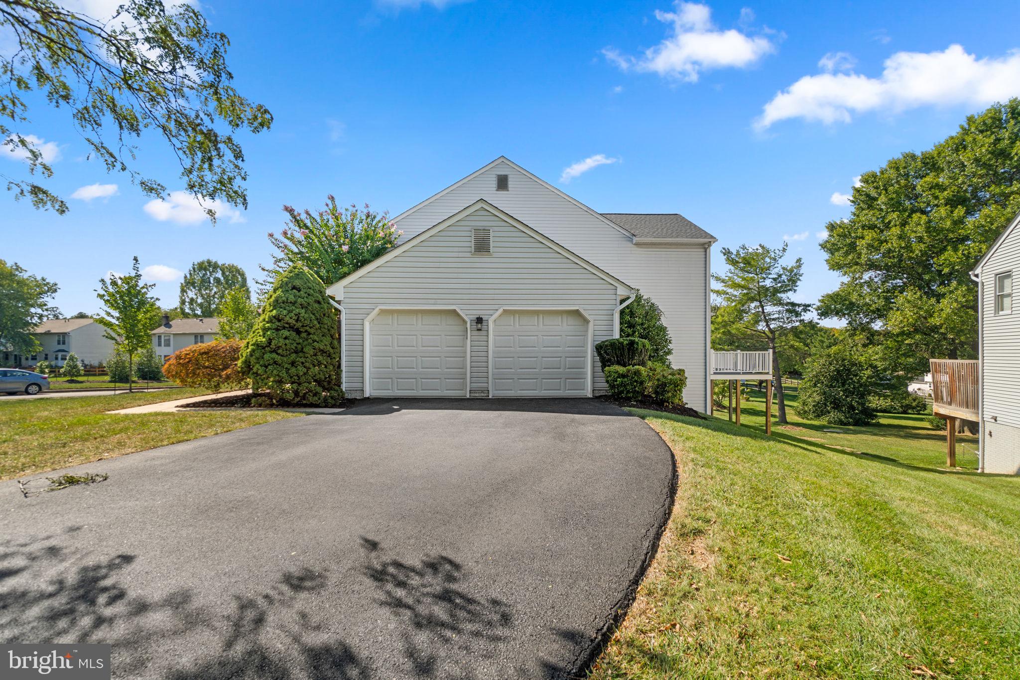 ROCKBURN COMMONS - Residential