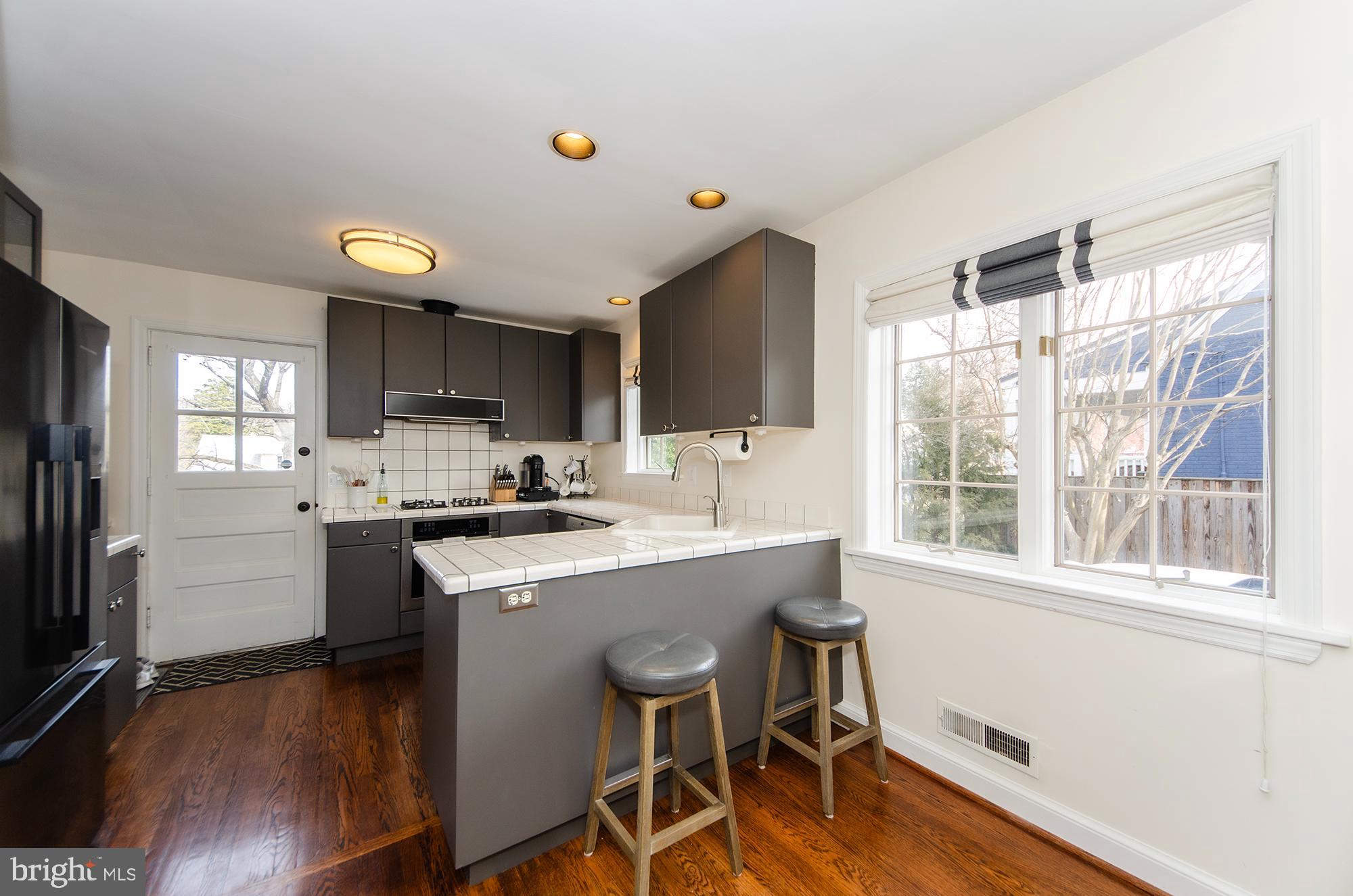 BARCROFT - Residential