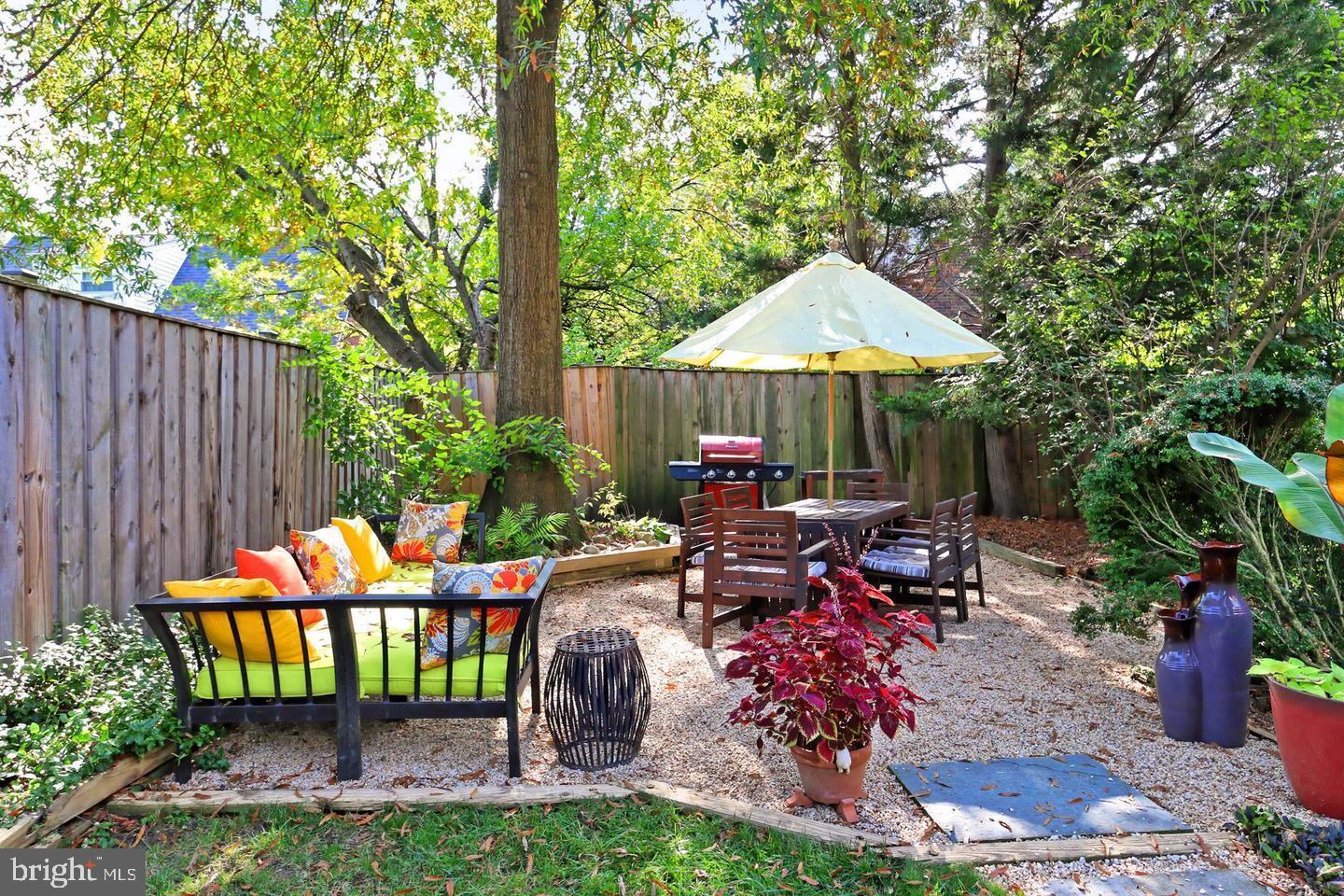 BARCROFT - Residential