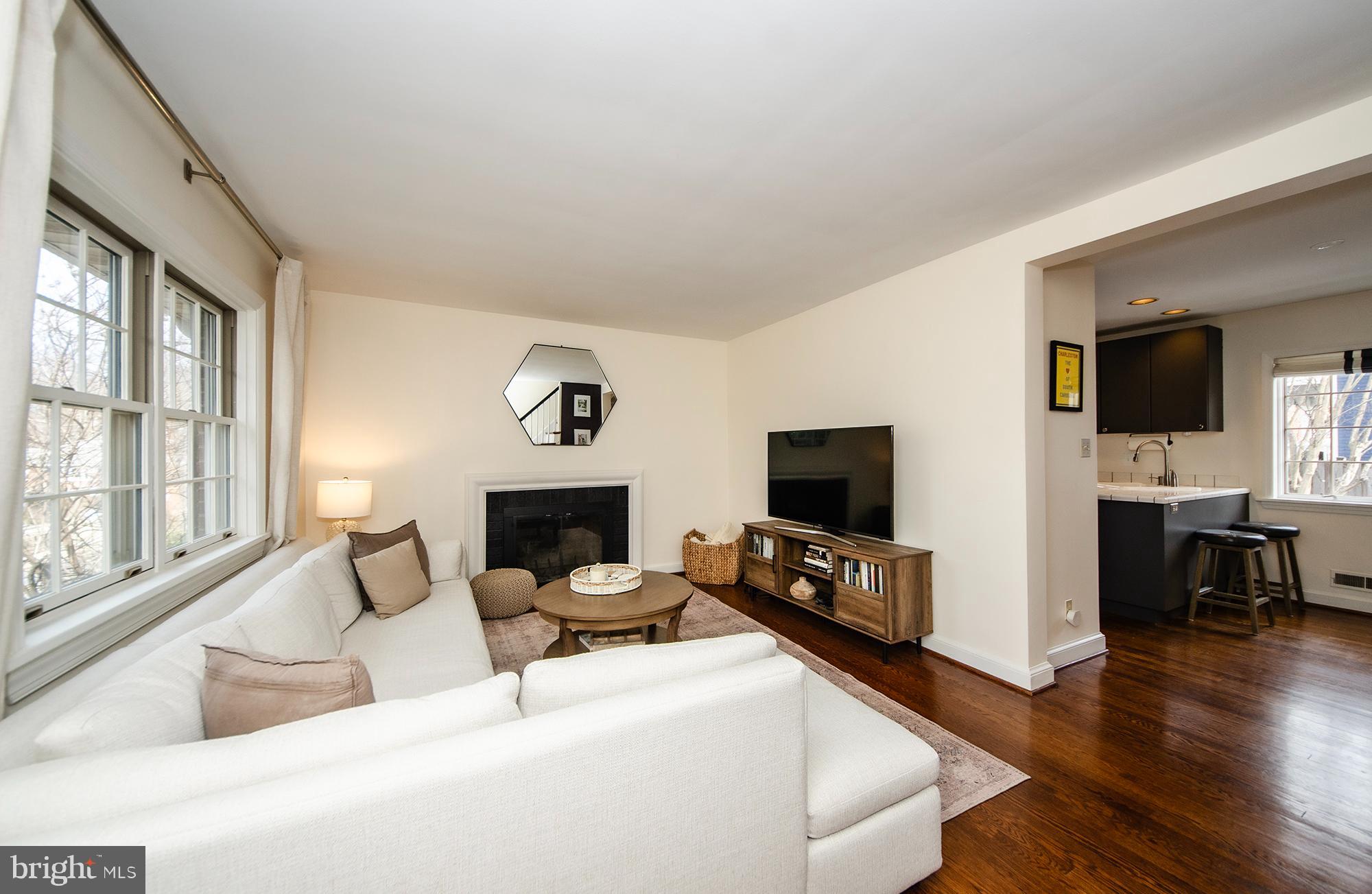 BARCROFT - Residential