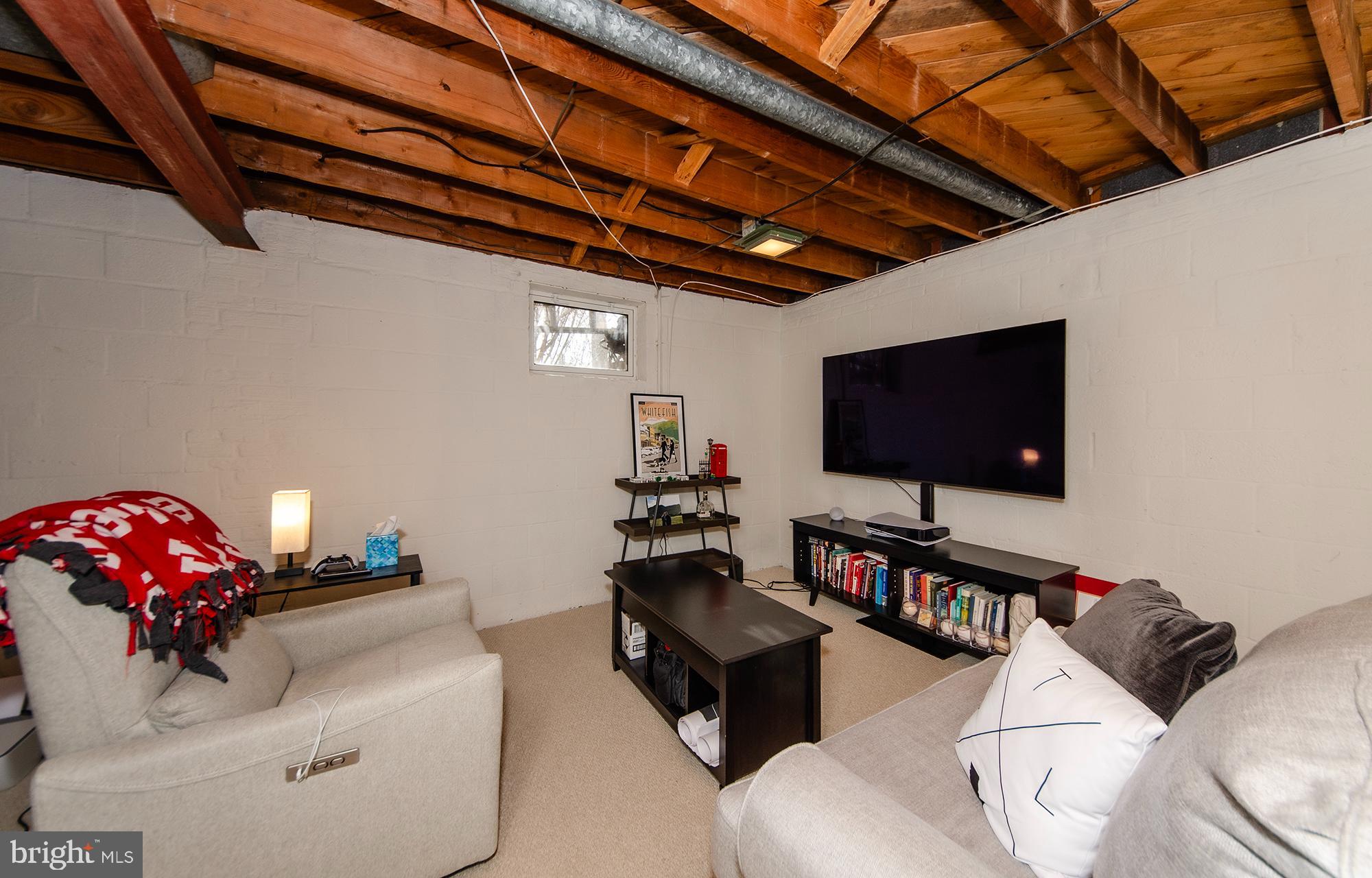 BARCROFT - Residential