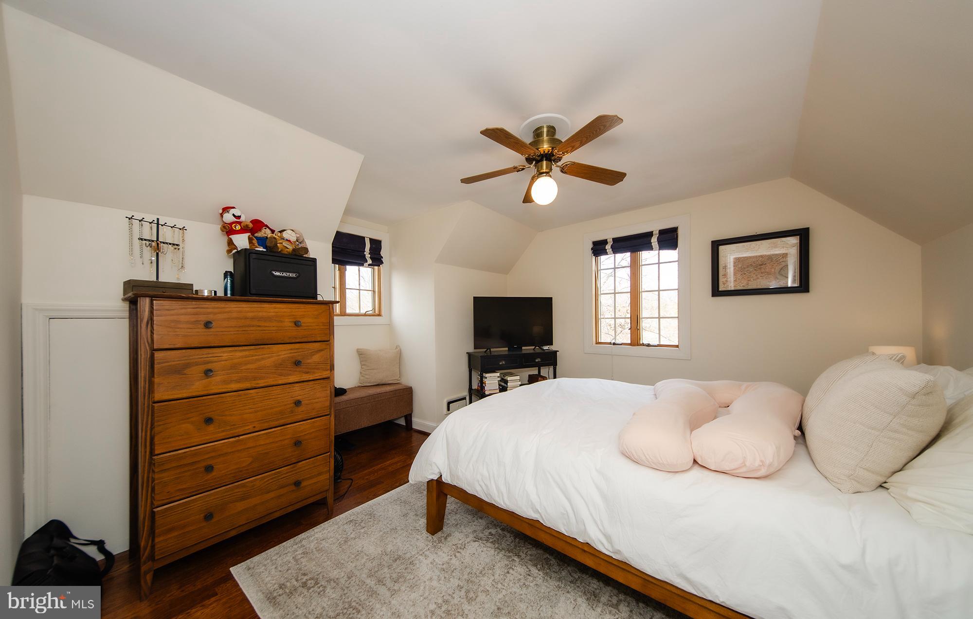 BARCROFT - Residential