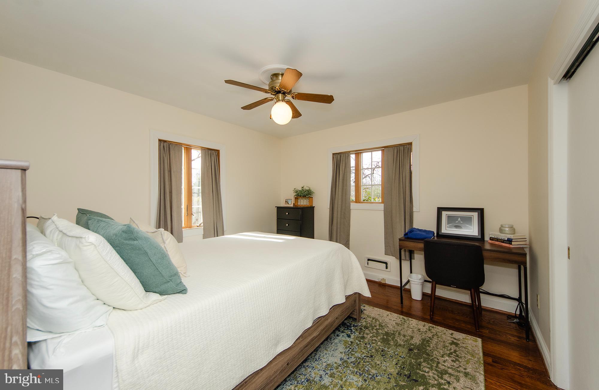 BARCROFT - Residential