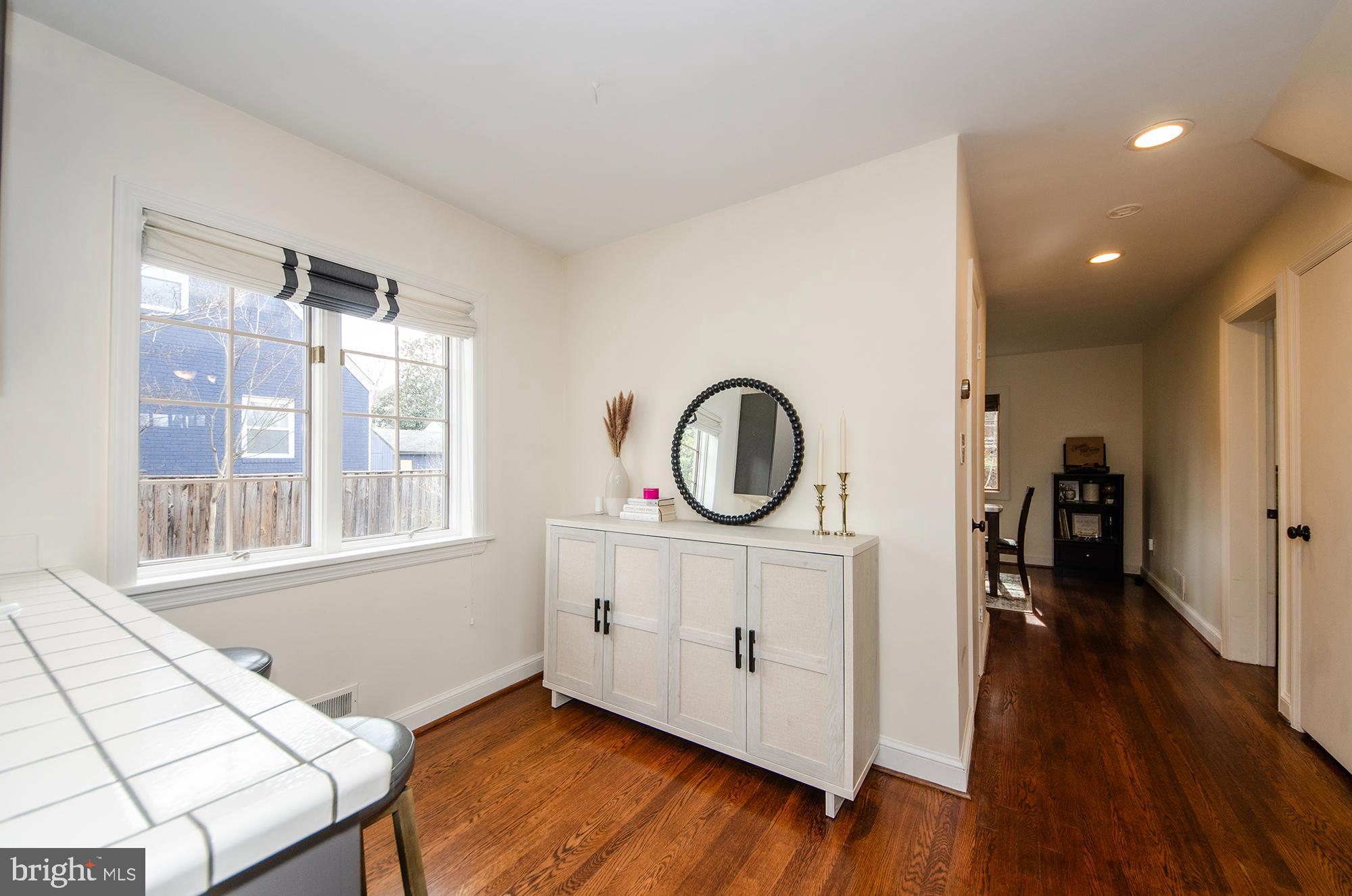 BARCROFT - Residential