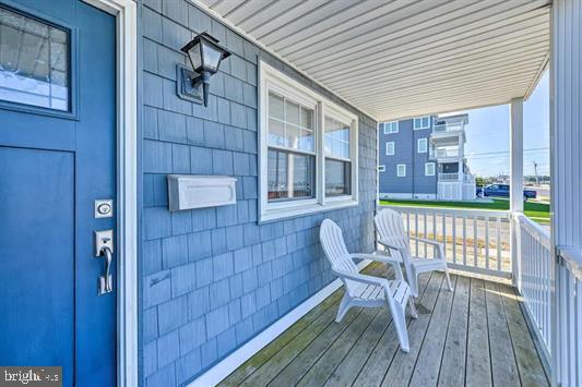 1106 E EVANS BOULEVARD 1