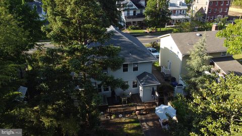 Tiny photo for 54 Warren Street, BEVERLY, NJ 08010 (MLS # NJBL2111584)
