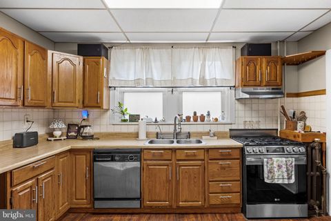 Tiny photo for 54 Warren Street, BEVERLY, NJ 08010 (MLS # NJBL2111584)