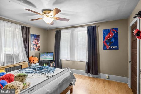 Tiny photo for 54 Warren Street, BEVERLY, NJ 08010 (MLS # NJBL2111584)