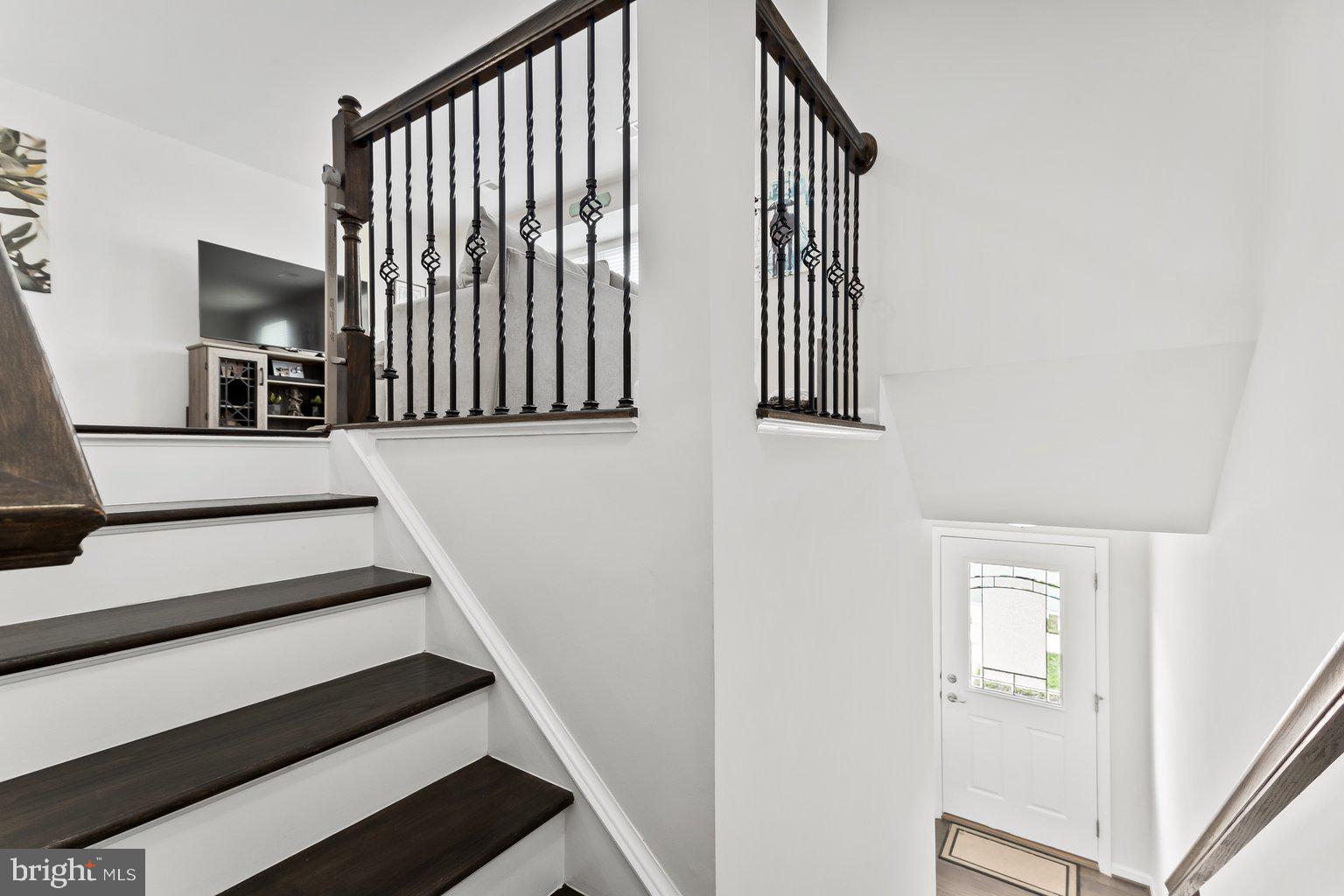 CREEKSIDE VILLAGE AT TANYARD SPRINGS - Residential