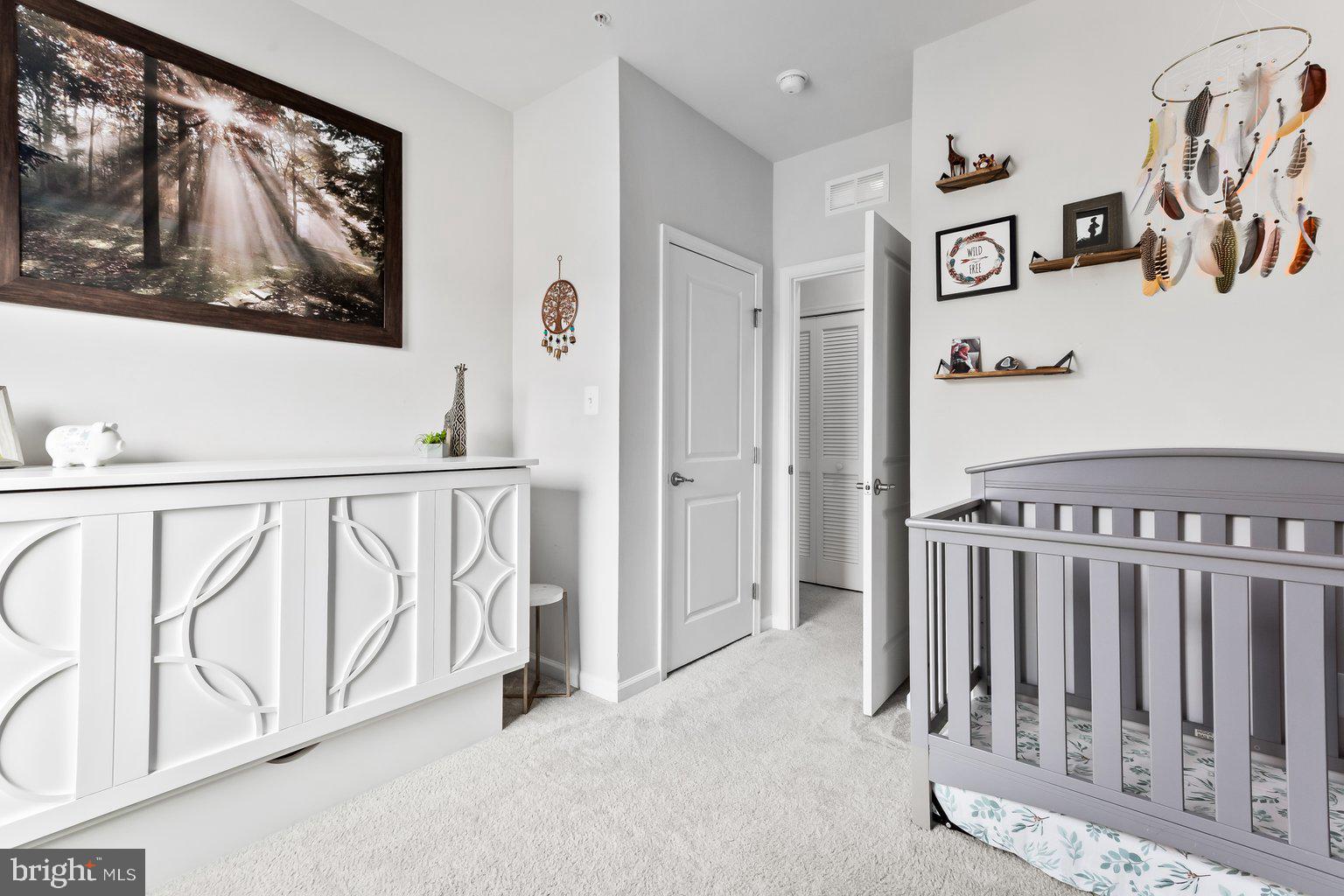 CREEKSIDE VILLAGE AT TANYARD SPRINGS - Residential