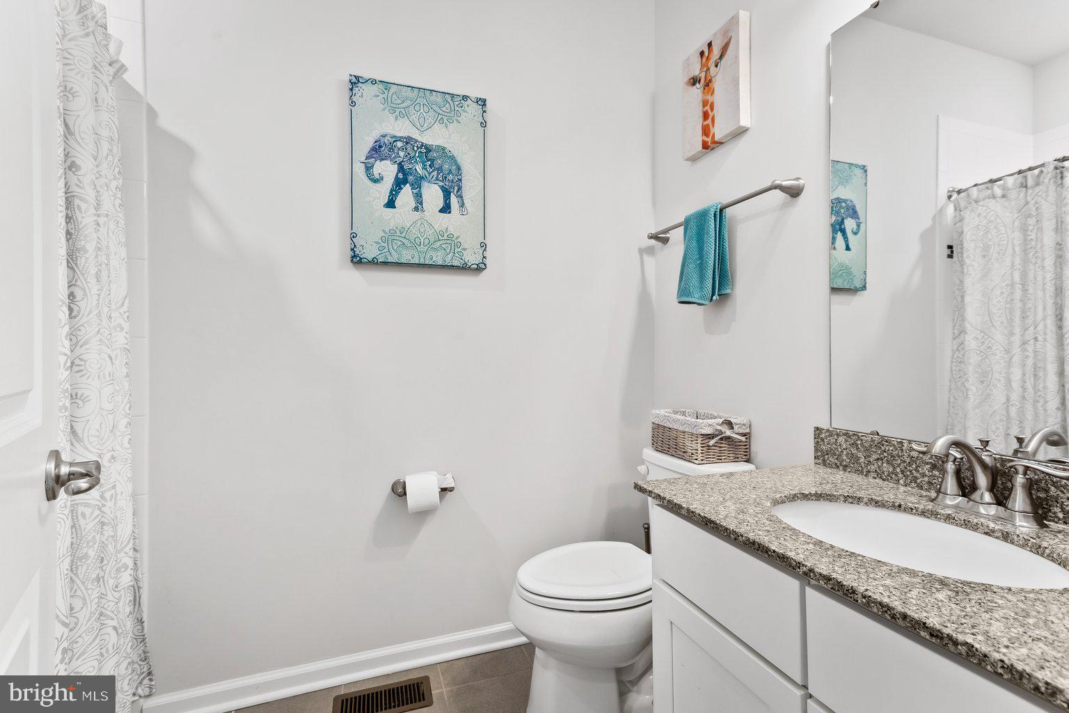 CREEKSIDE VILLAGE AT TANYARD SPRINGS - Residential