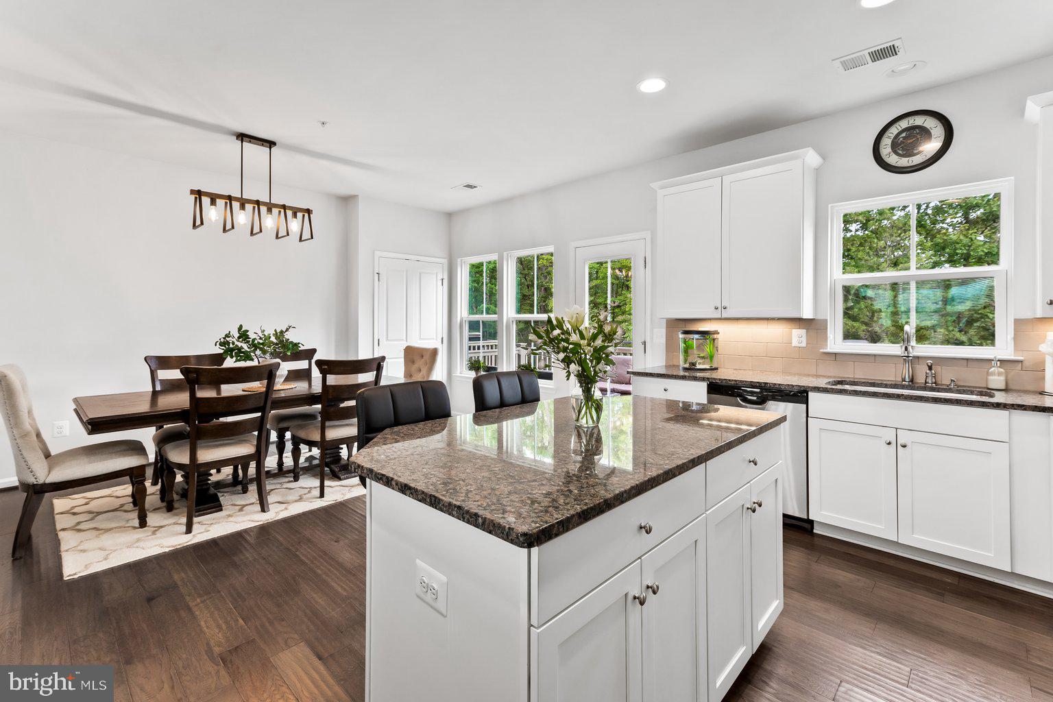 CREEKSIDE VILLAGE AT TANYARD SPRINGS - Residential