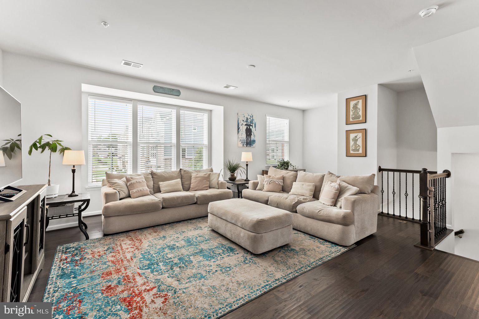 CREEKSIDE VILLAGE AT TANYARD SPRINGS - Residential